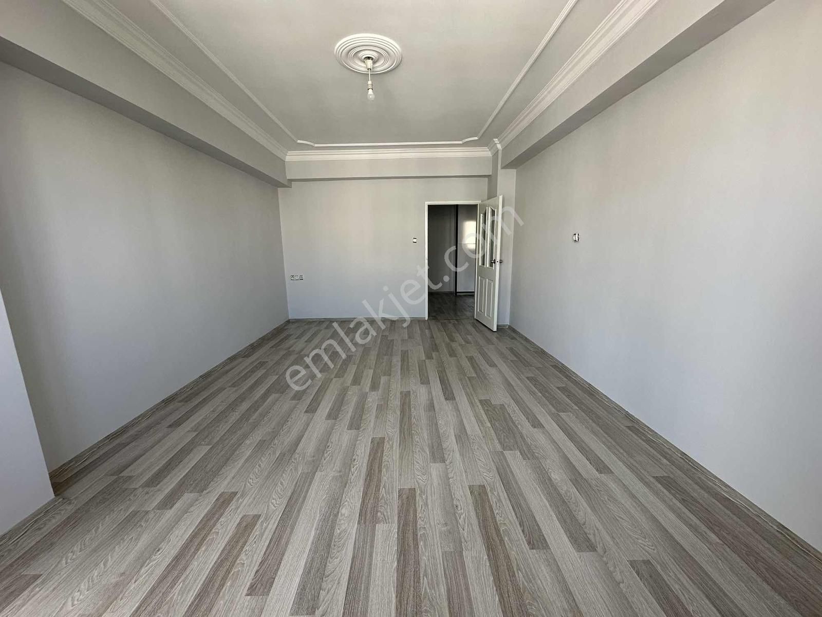 Özfırat 2 Sitesinde Satılık 3+1 Daire - Görsel 15