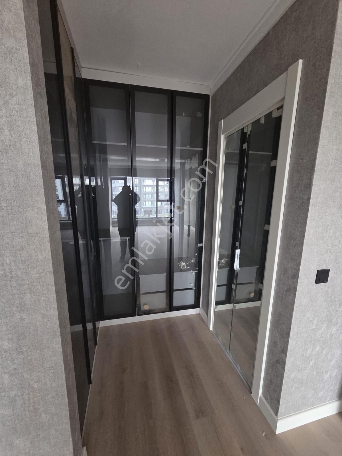 Batıkent Bienza Sitesi İskanlı Lüx Yapılı 2+1 Satılık Daire - Görsel 3