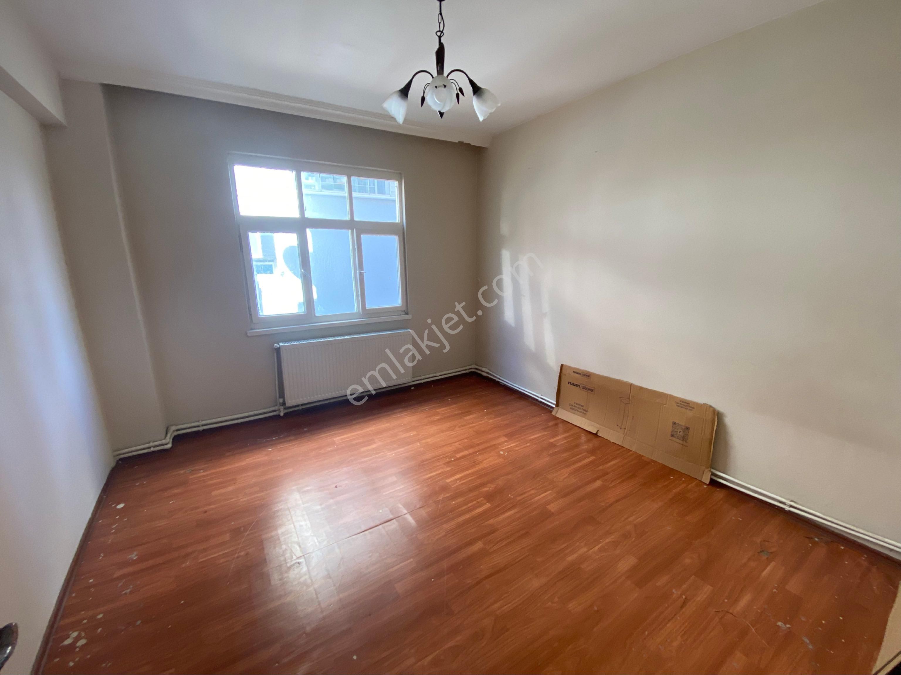 Yalı Gayrimenkulden Kalkınma Ana Cadde Üzerinde Kiralık 3+1 Daire - Görsel 10