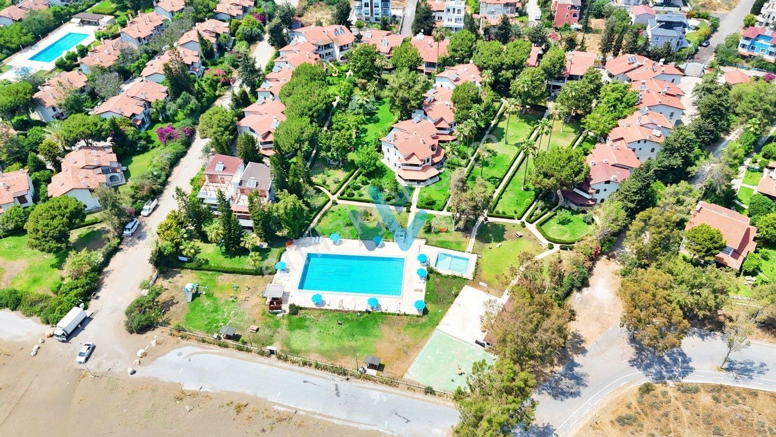 Win'den Gama'ya Komşu Denize Sıfır Site İçi Satılık 4+1 Villa - Görsel 3