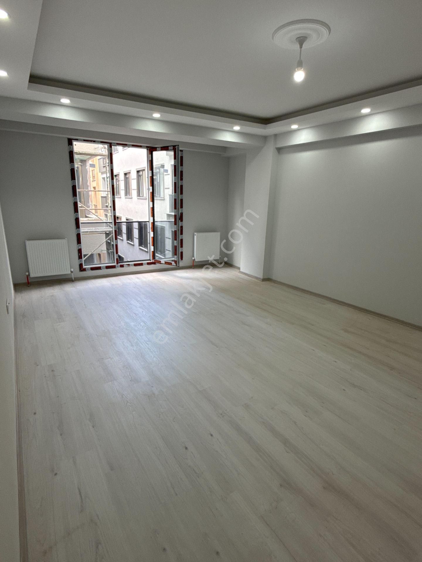 Efka Gayrimenkulden Yenibosnada Satılık 120 M2 3+1 Otoparklı Daire (sıfır Bina) - Görsel 3