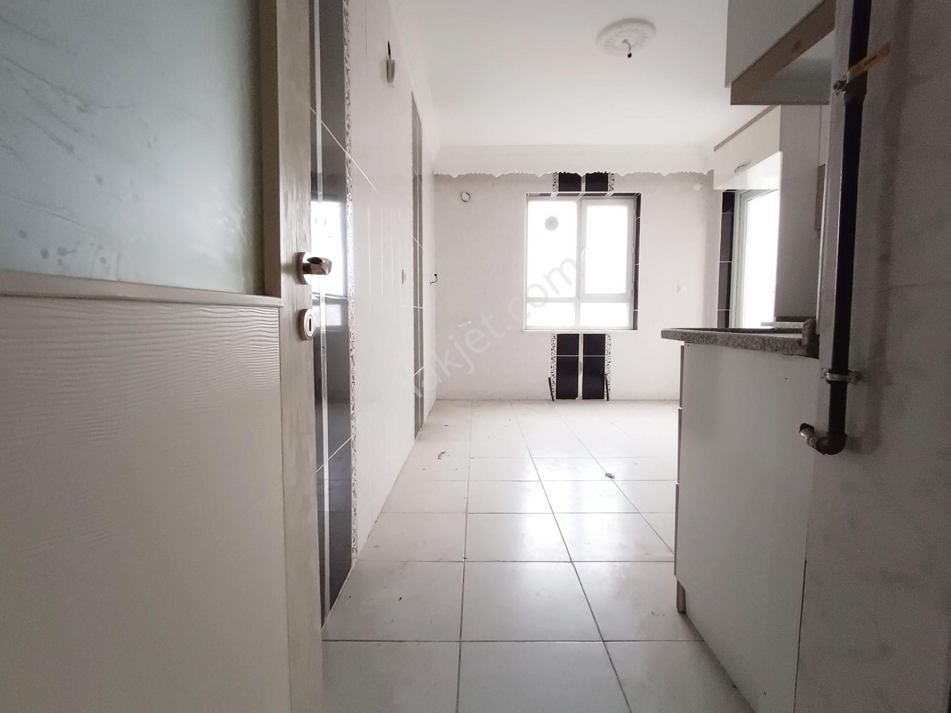 Kent'ten Şirinte'de Manzaralı Teras Balkonlu 3+1 Fırsat Daire - Görsel 22