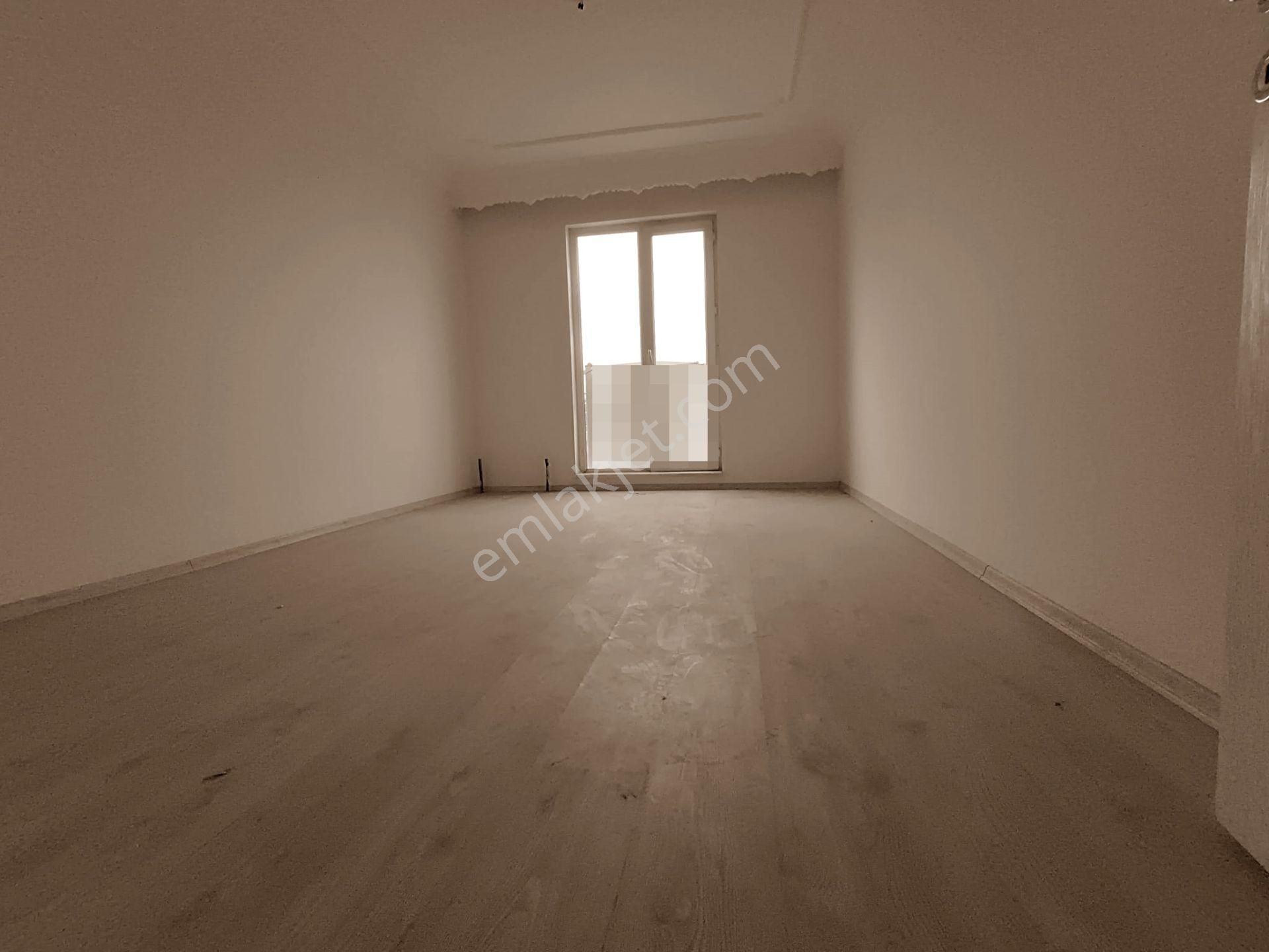 Kent'ten Şirinte'de Manzaralı Teras Balkonlu 3+1 Fırsat Daire - Görsel 6