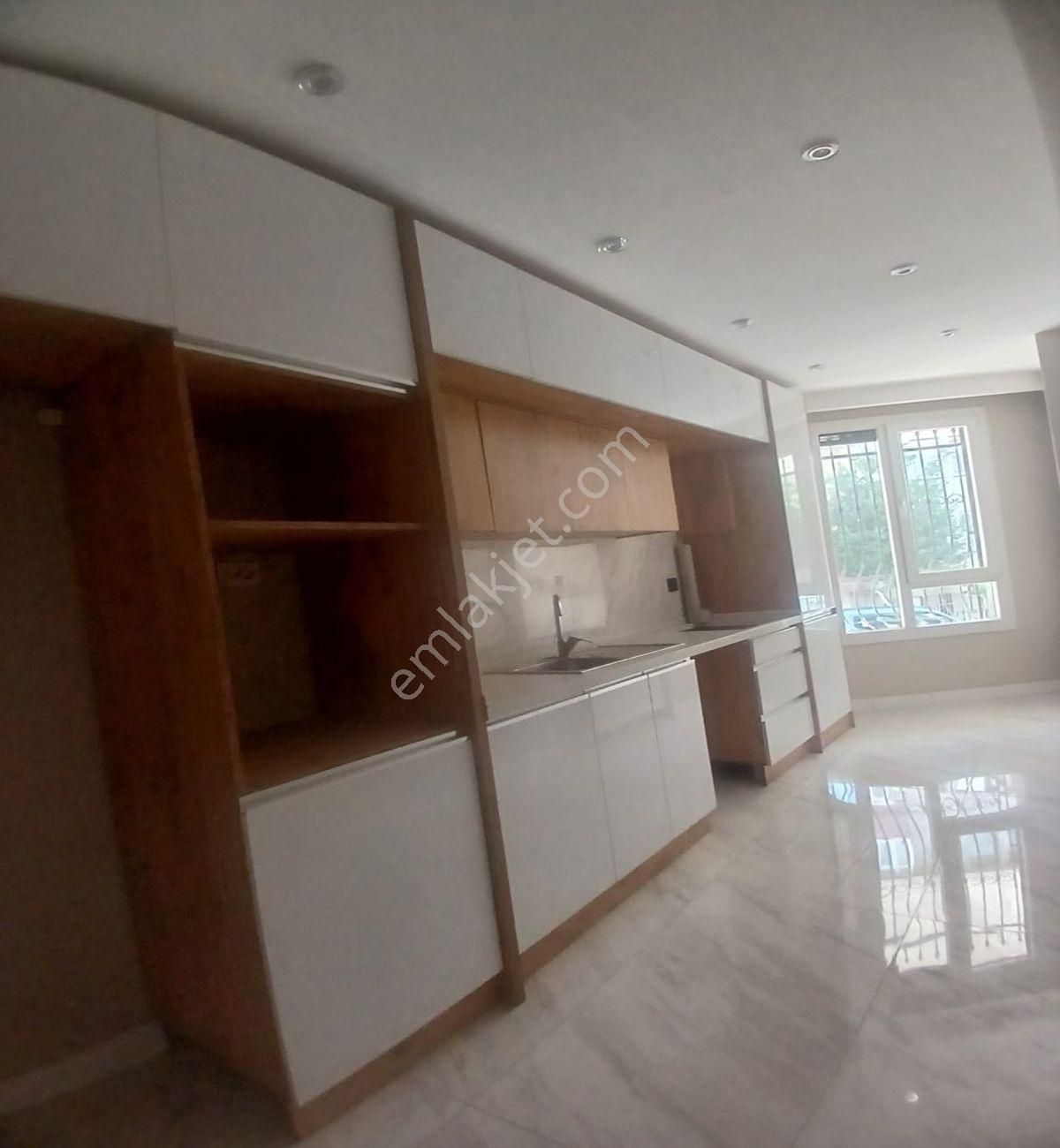 Avcılar Ambarlıda Lüx Tasarımlı 2+1 Satılık Daire - Görsel 7