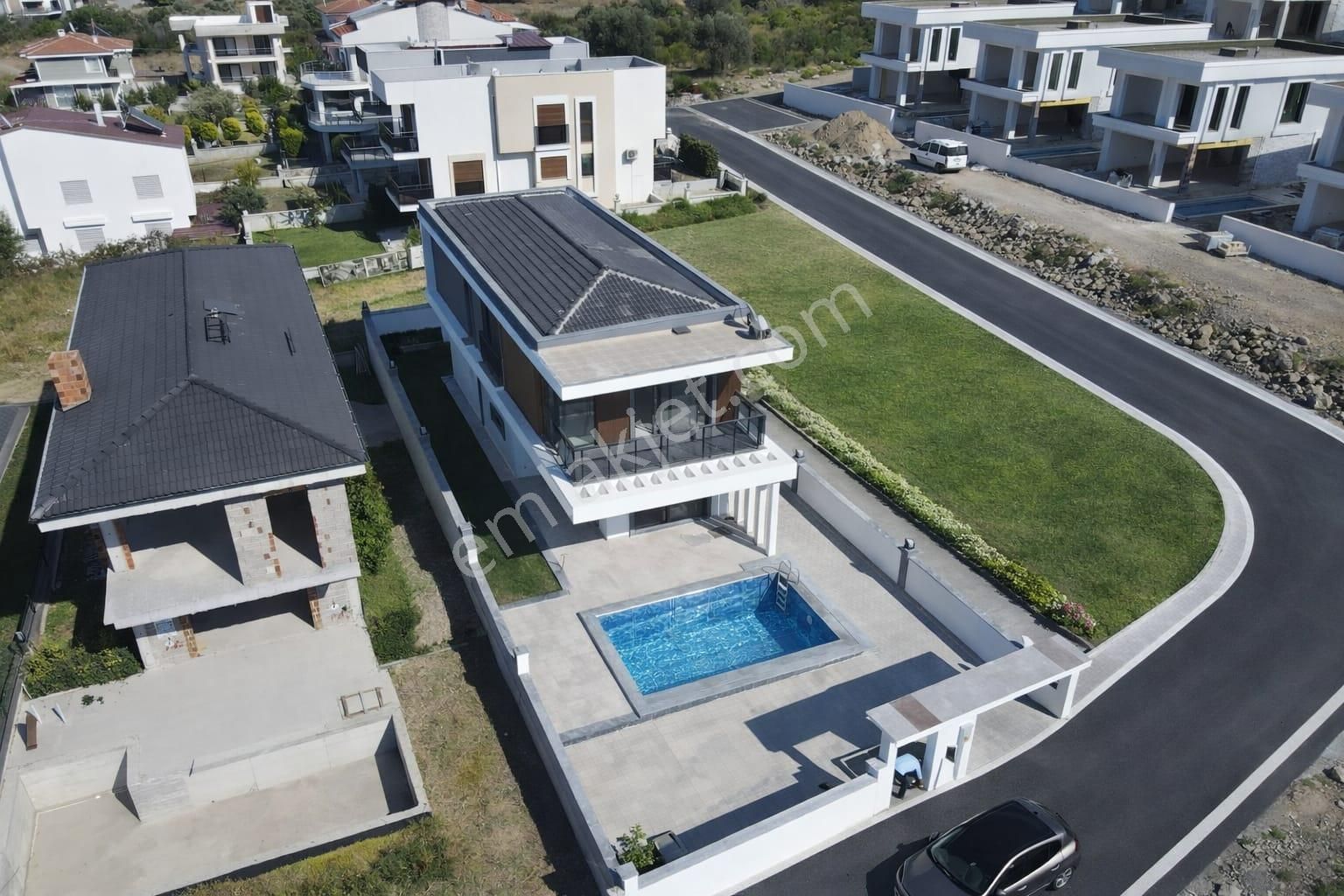 Kuşadası Güzelçamlı’da Özel Havuzlu, Tek Müstakil, Ultra Lüks 4+1 Villa! - Görsel 2