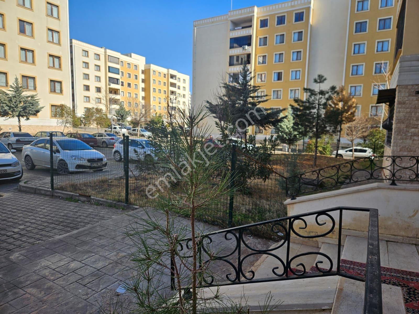 Cadde Seyran Emlaktan Satılık 2+1 Sarı Toki Arka Cephe - Görsel 3