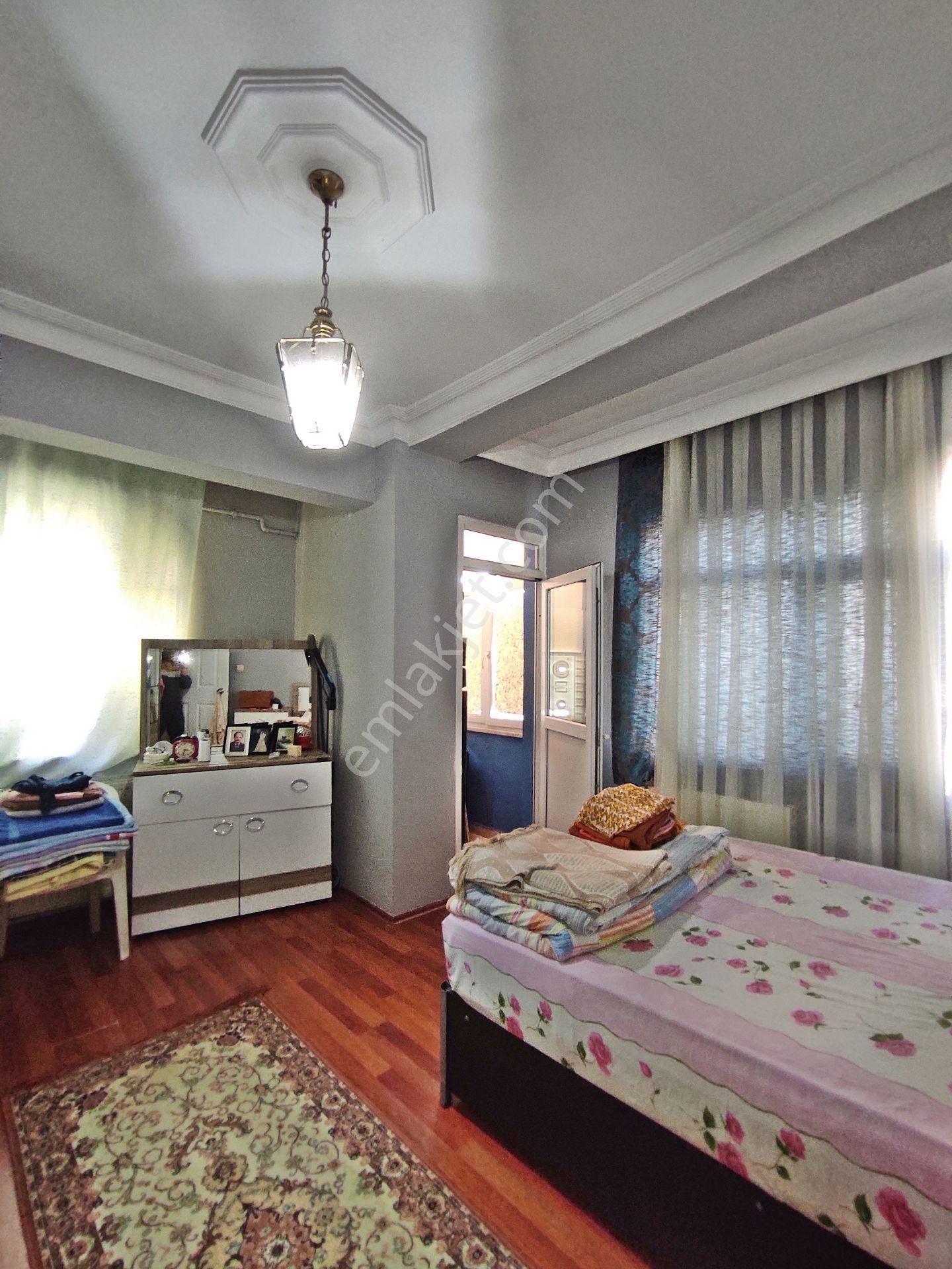 Bahçelievler Cumhuriyet Mah 85,m2-2+1-4,kat Daire - Görsel 15