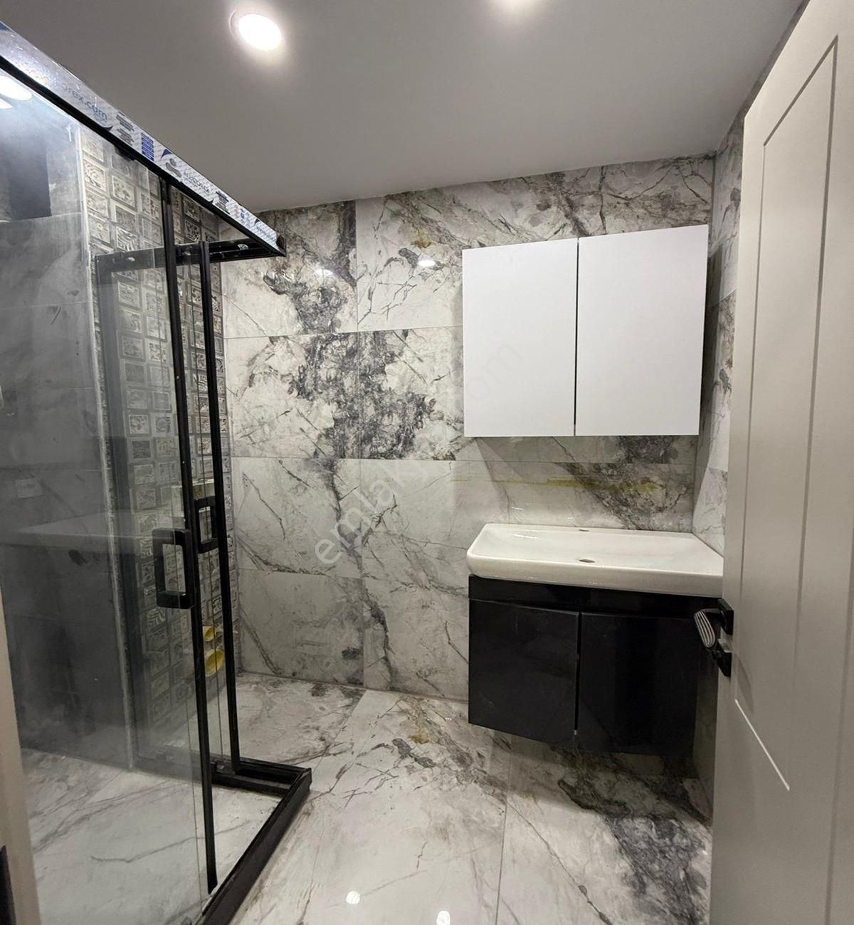 Avcılar Ambarlıda Sıfır 3+1 Lüx Satılık Ara Kat Daire - Görsel 13