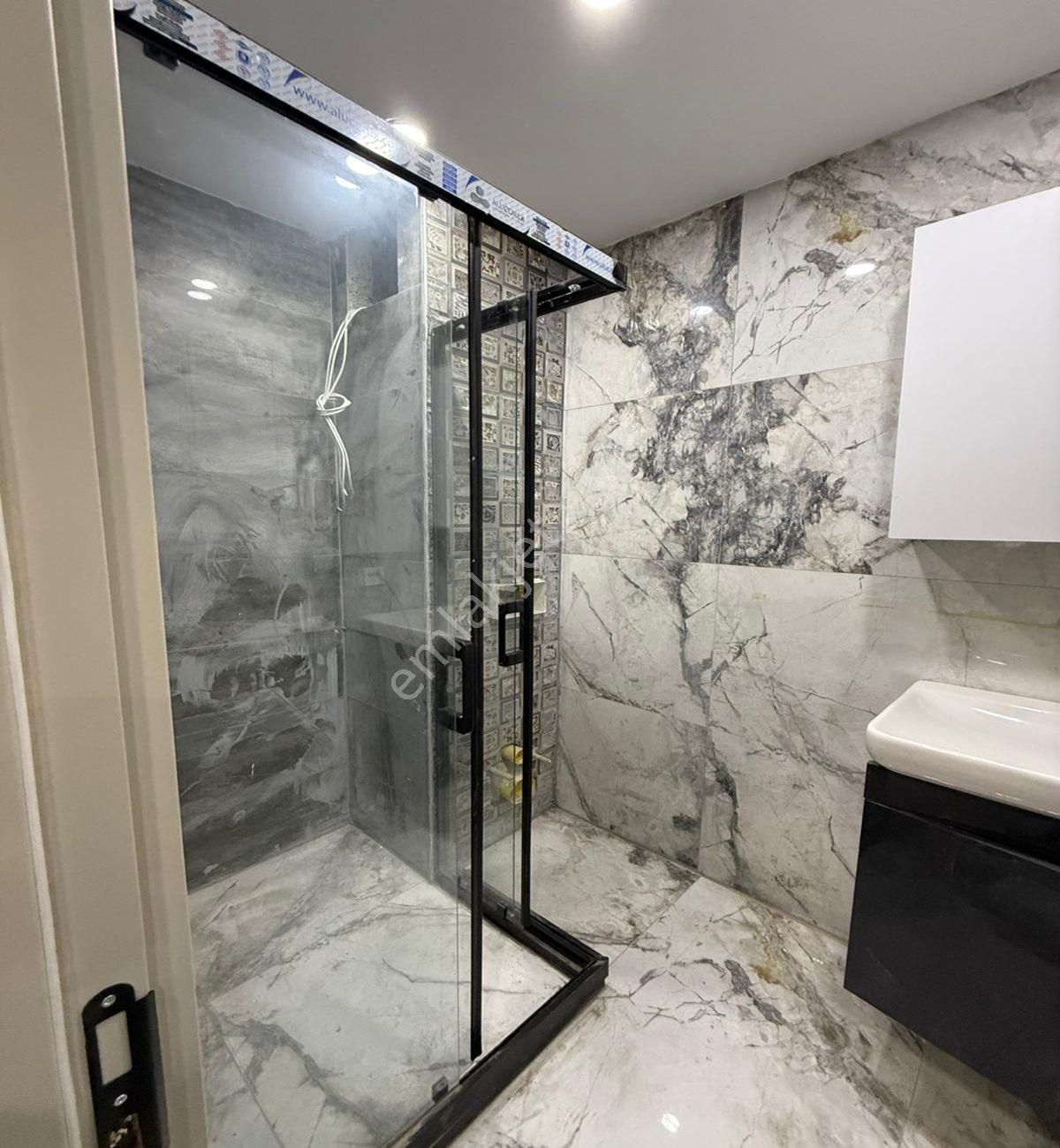 Avcılar Ambarlıda Sıfır 3+1 Lüx Satılık Ara Kat Daire - Görsel 10