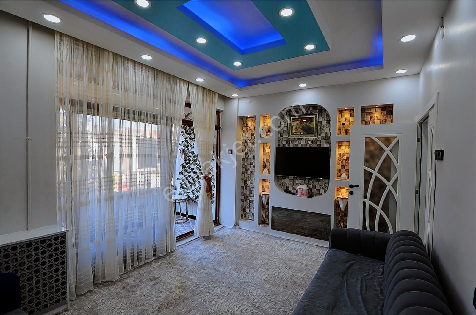 Talha Tozduman'dan Meram Aşkan'da Lüks Yapılı Geniş Satılık 4+1 - Görsel 21