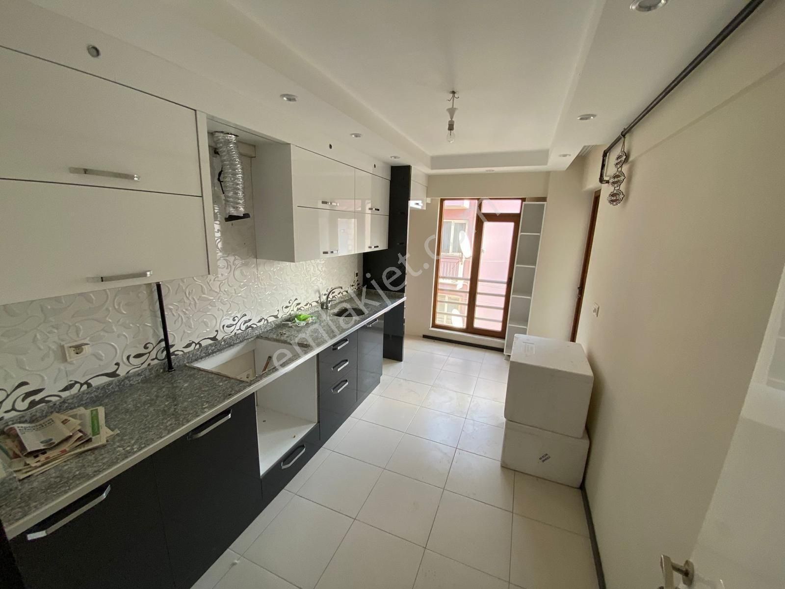 Remax Model Den İlbade Mahallesinde 2+1 Satılık Daire - Görsel 7