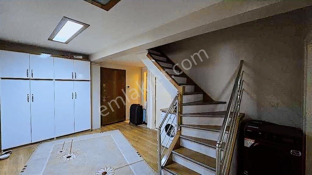 Remax Model Pelitlibağ Mahallesinde 4+2 Satılık Dubleks Daire - Görsel 15
