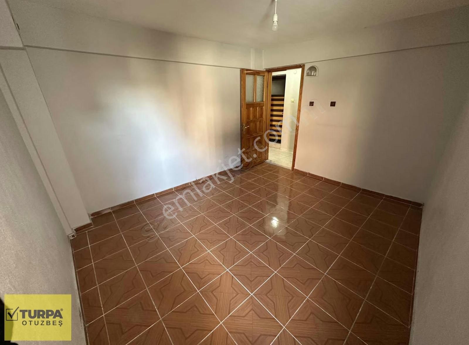 Turp Otuzbeş'ten İzmir Bornova Yeşilova Merkezi Kiralık Daire - Görsel 15