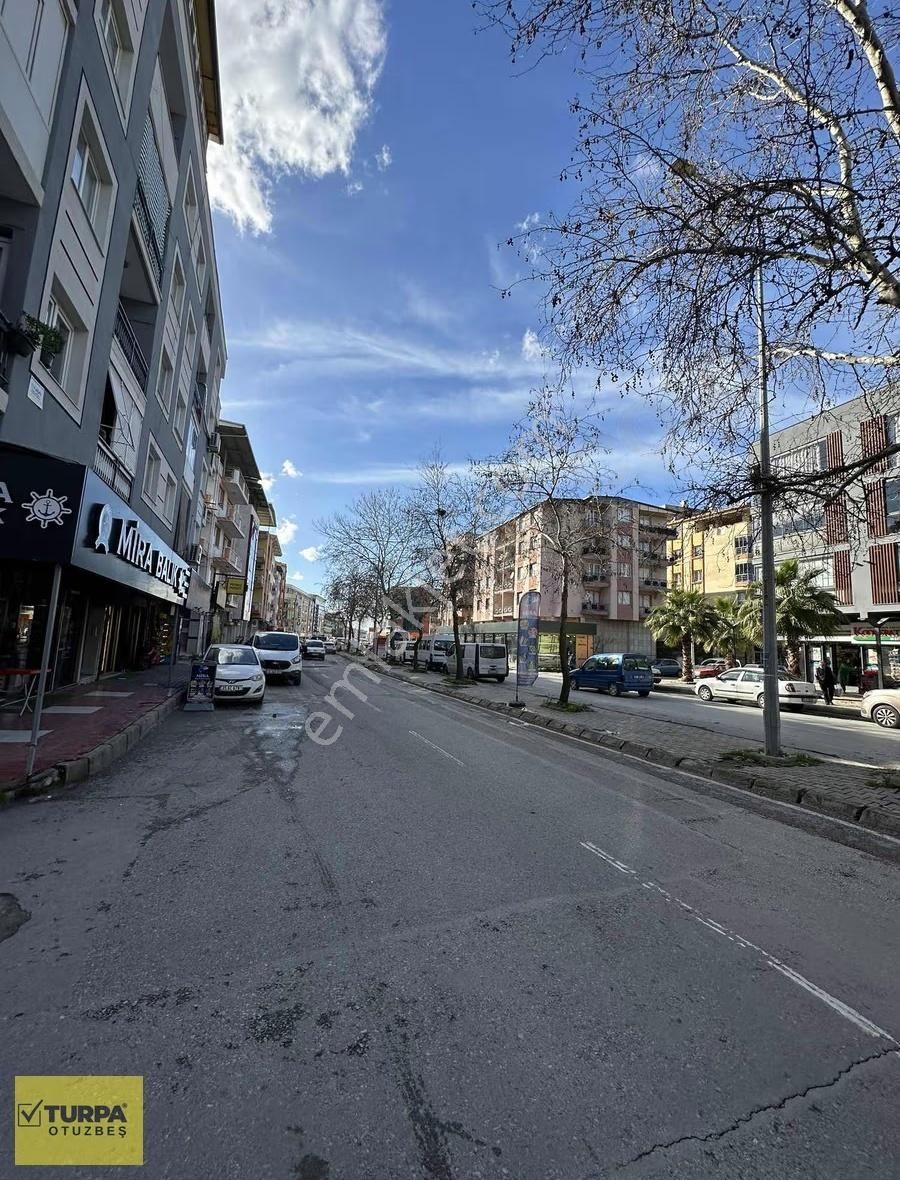 Turp Otuzbeş'ten İzmir Bornova Yeşilova Merkezi Kiralık Daire - Görsel 8