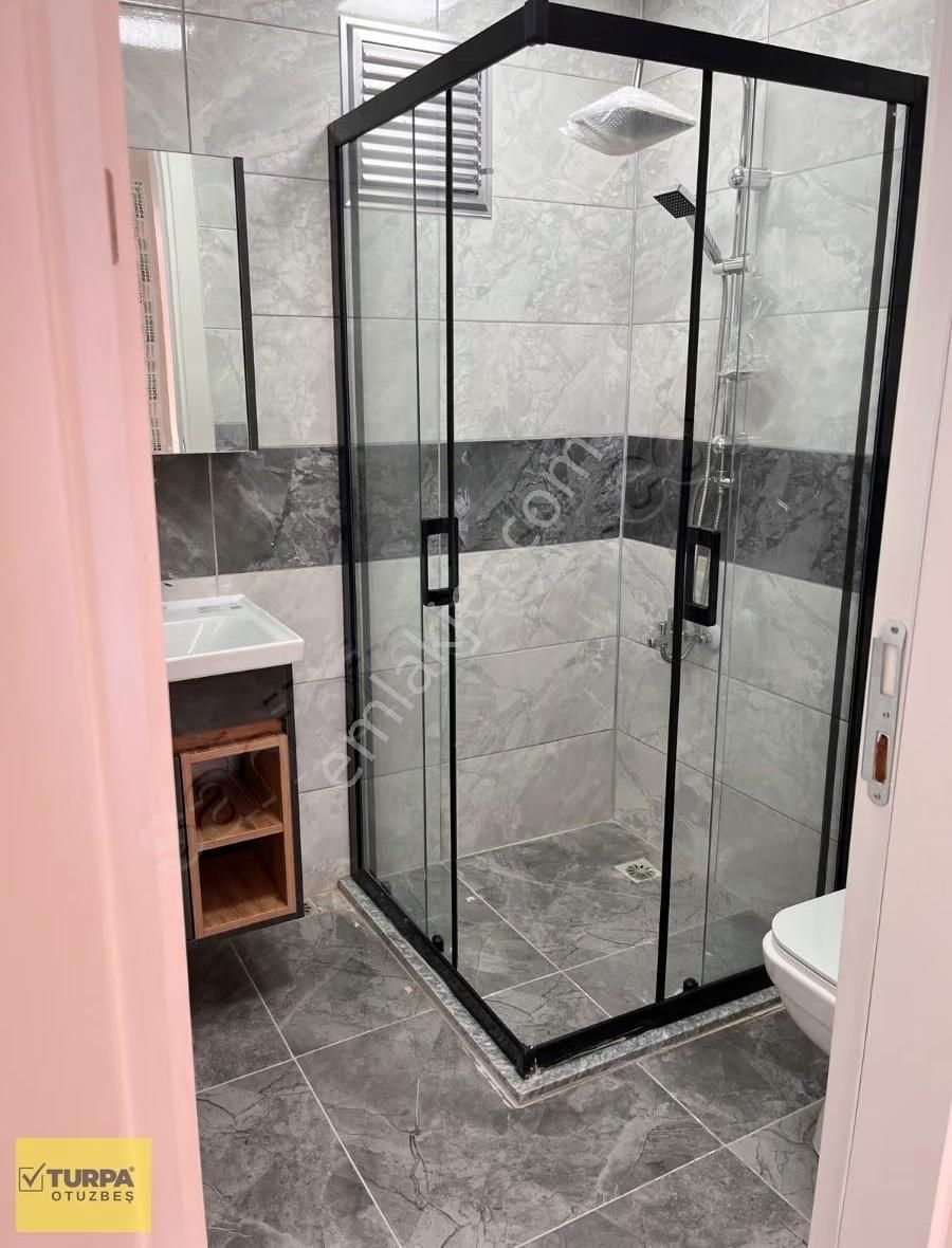 Turpa Otuzbeş'ten Atilla Mahallesinde 1+1 Tadilatlı Daire - Görsel 11