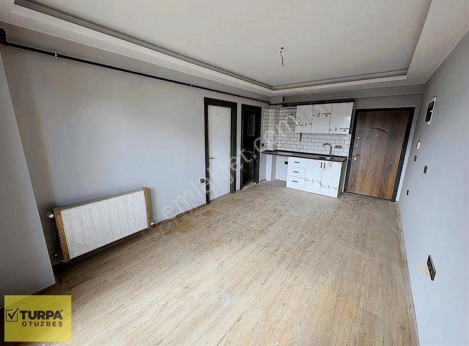 Turpa Otuzbeşten Gaziemirde Sıfır Lüks Aydınlık Kiralık Daire! - Görsel 8