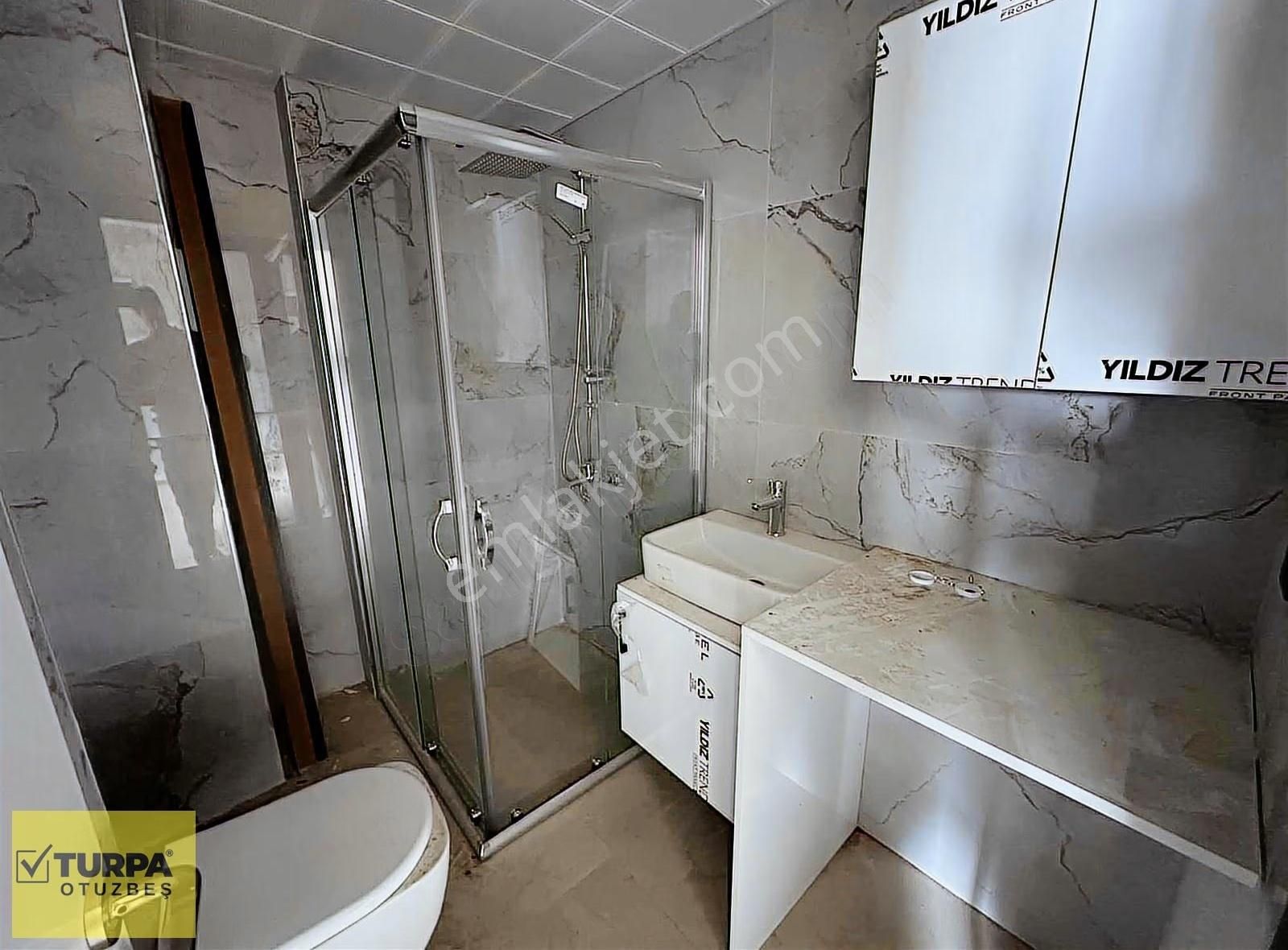 Turpa Otuzbeşten Gaziemirde Sıfır Lüks Aydınlık Kiralık Daire! - Görsel 7