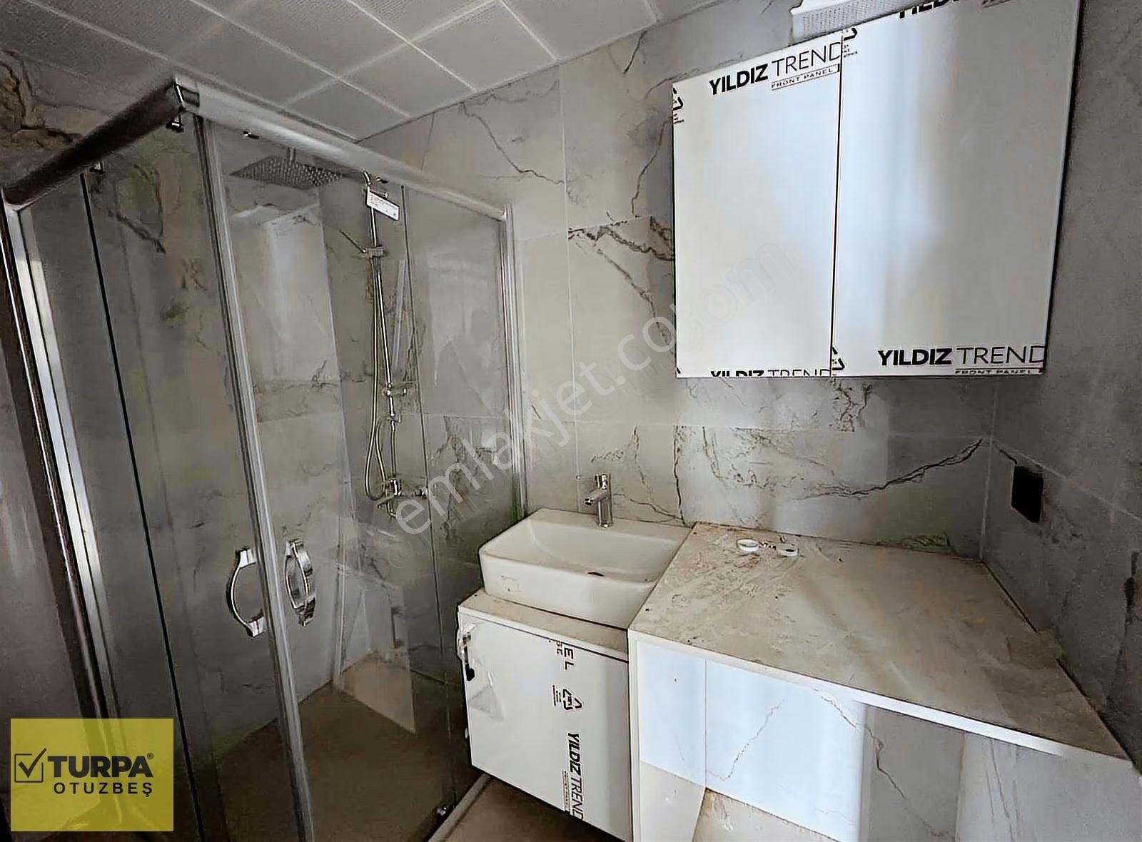 Turpa Otuzbeşten Gaziemirde Sıfır Lüks Aydınlık Kiralık Daire! - Görsel 5