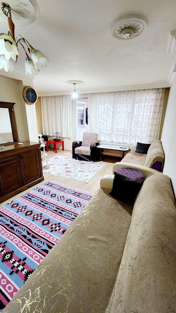 Gül Emlak'tan Karapürçekte 2+1 Bahçe Katı Geniş Kullanışlı - Görsel 6