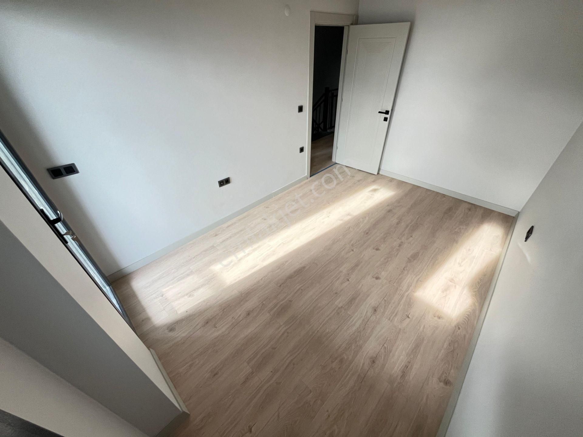 ▶ ▶akçay Körfez'den Havuzlu Denize 150 Mt Doğa İle İç İçe 3+1 Sıfır Villa - Görsel 25