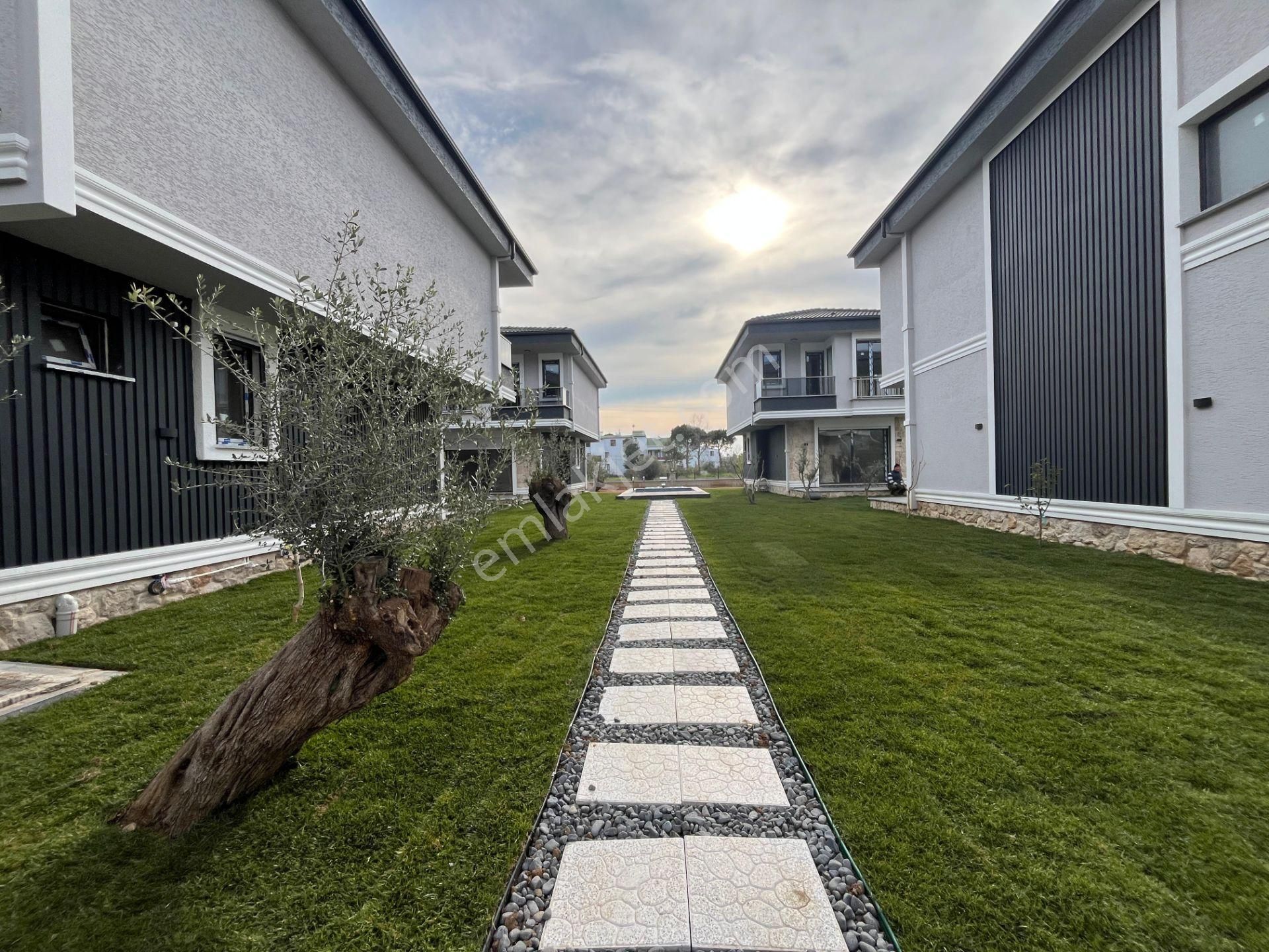 ▶ ▶akçay Körfez'den Havuzlu Denize 150 Mt Doğa İle İç İçe 3+1 Sıfır Villa - Görsel 33