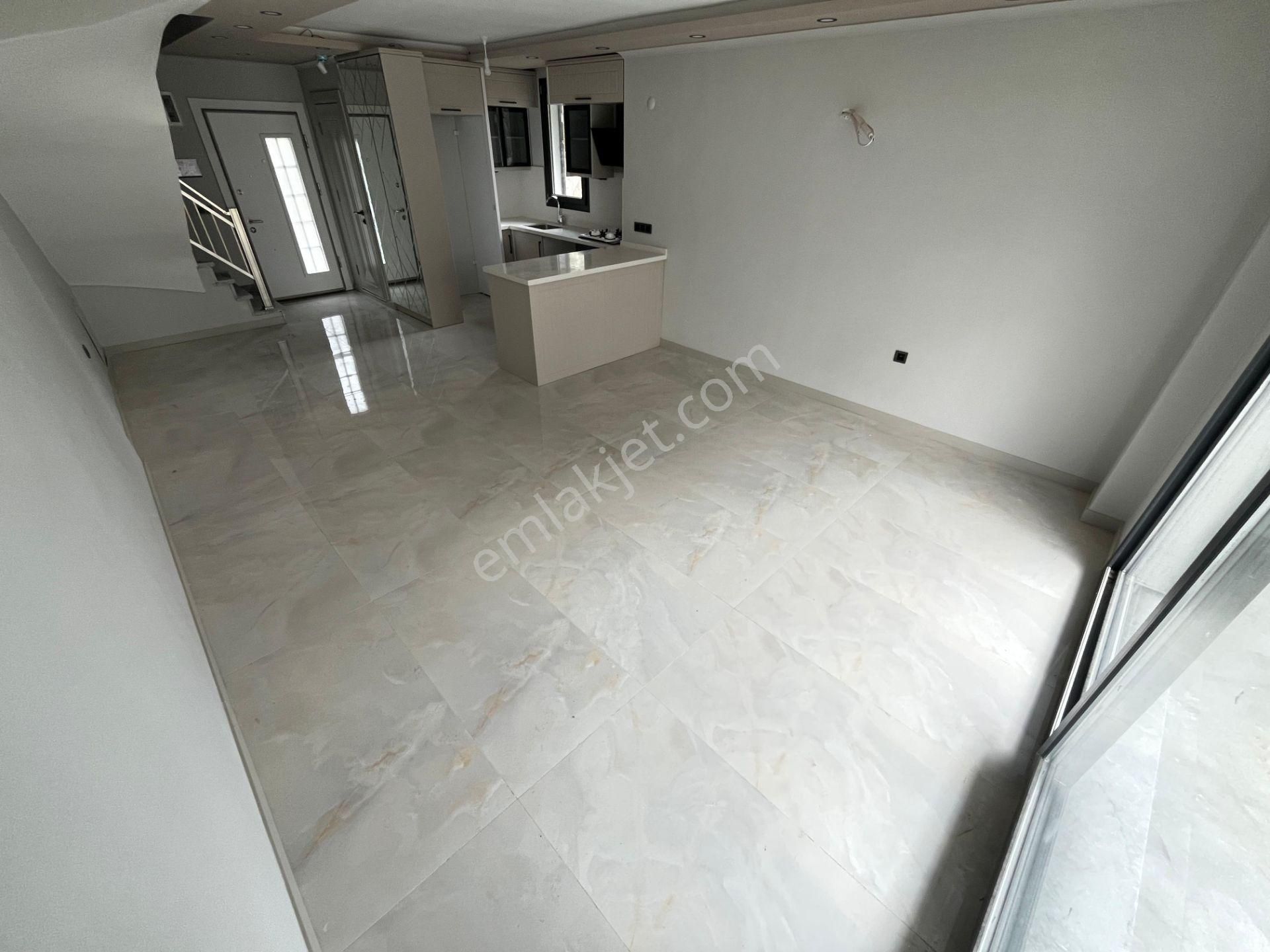 ▶ ▶akçay Körfez'den Havuzlu Denize 150 Mt Doğa İle İç İçe 3+1 Sıfır Villa - Görsel 9