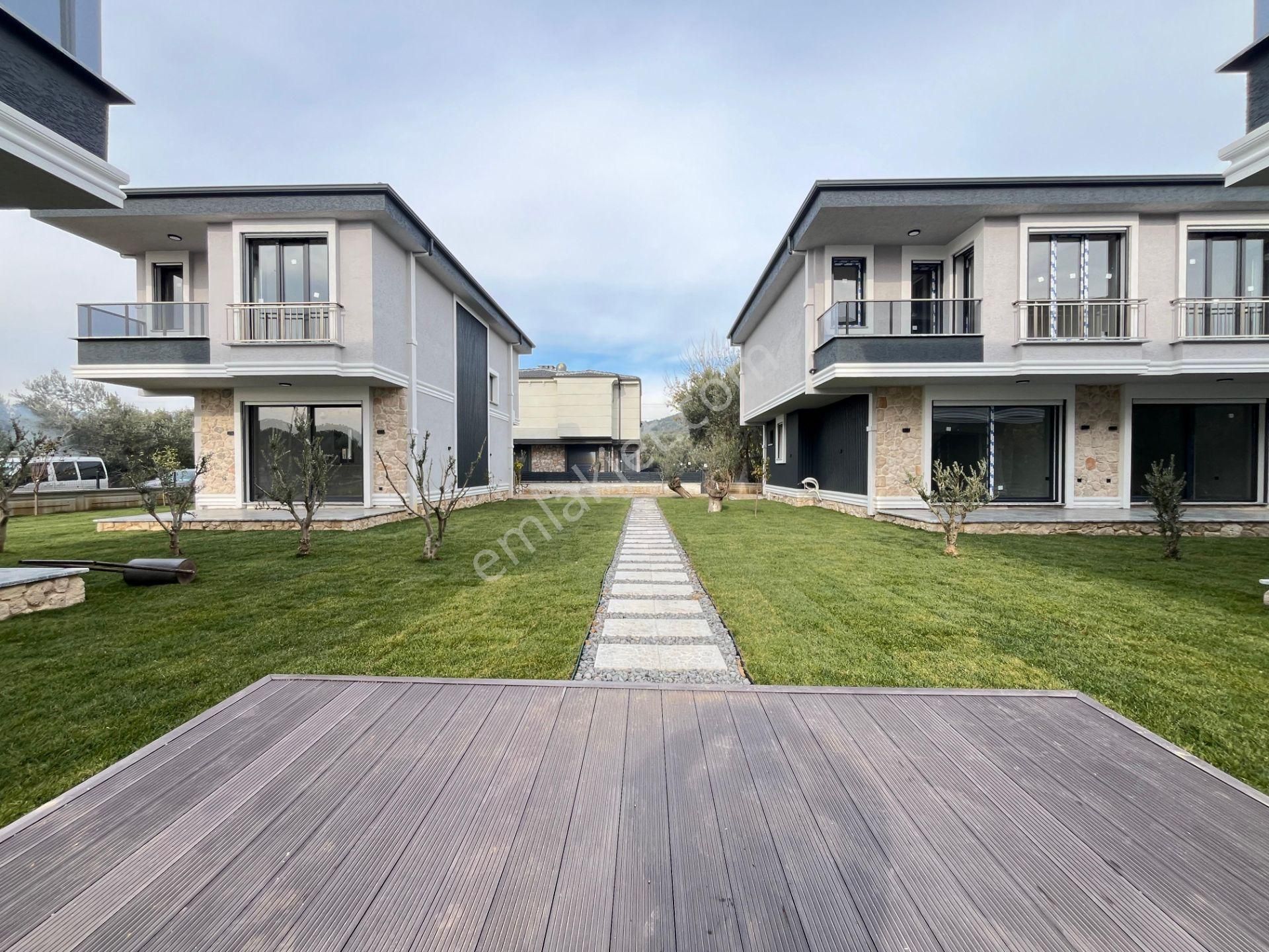 ▶ ▶akçay Körfez'den Havuzlu Denize 150 Mt Doğa İle İç İçe 3+1 Sıfır Villa - Görsel 4