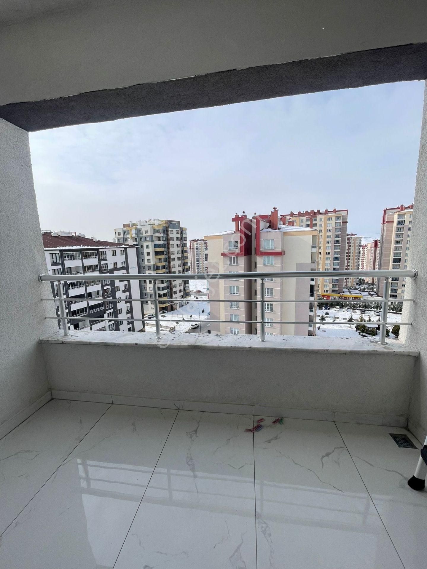 İldem Yeşilyurt Mah. 2,5+1 Bagımsız Mutfak Satılık Daire - Görsel 7