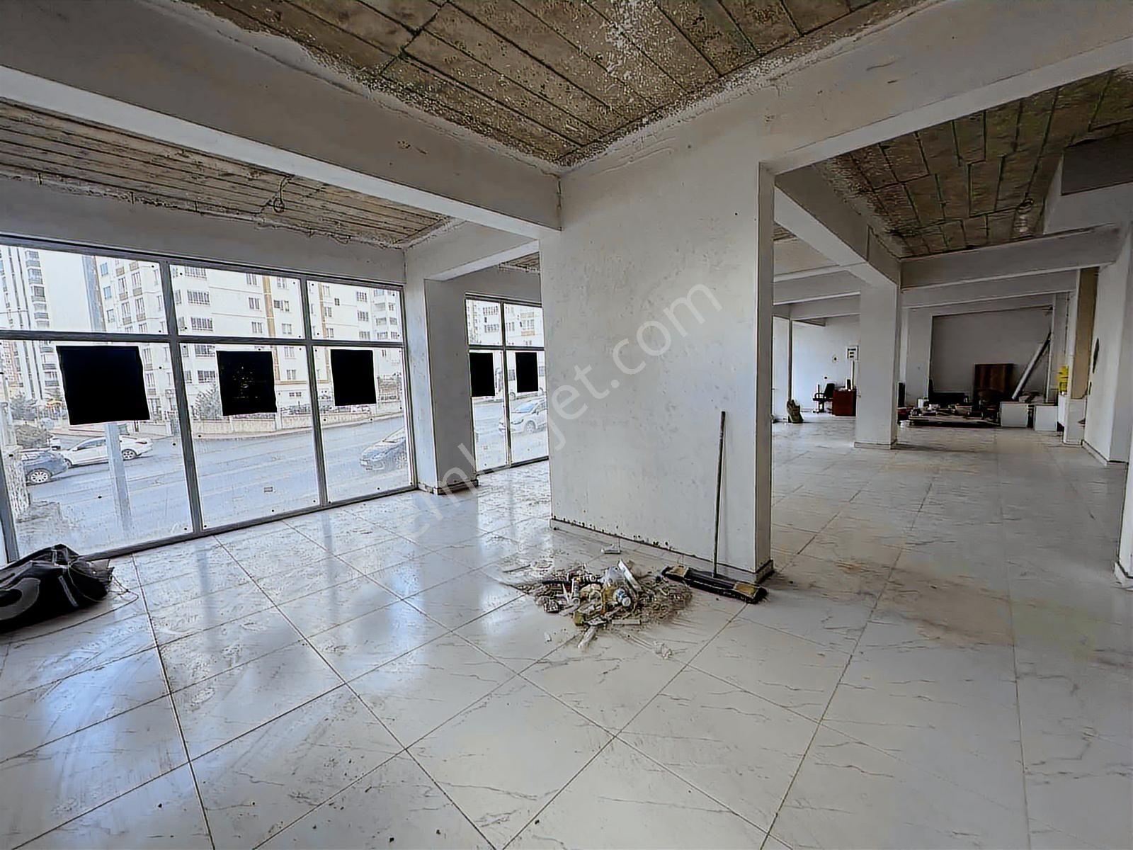 Erkilet Ertuğrulgazi 290m² Düz Ayak Kiralık Dükkan