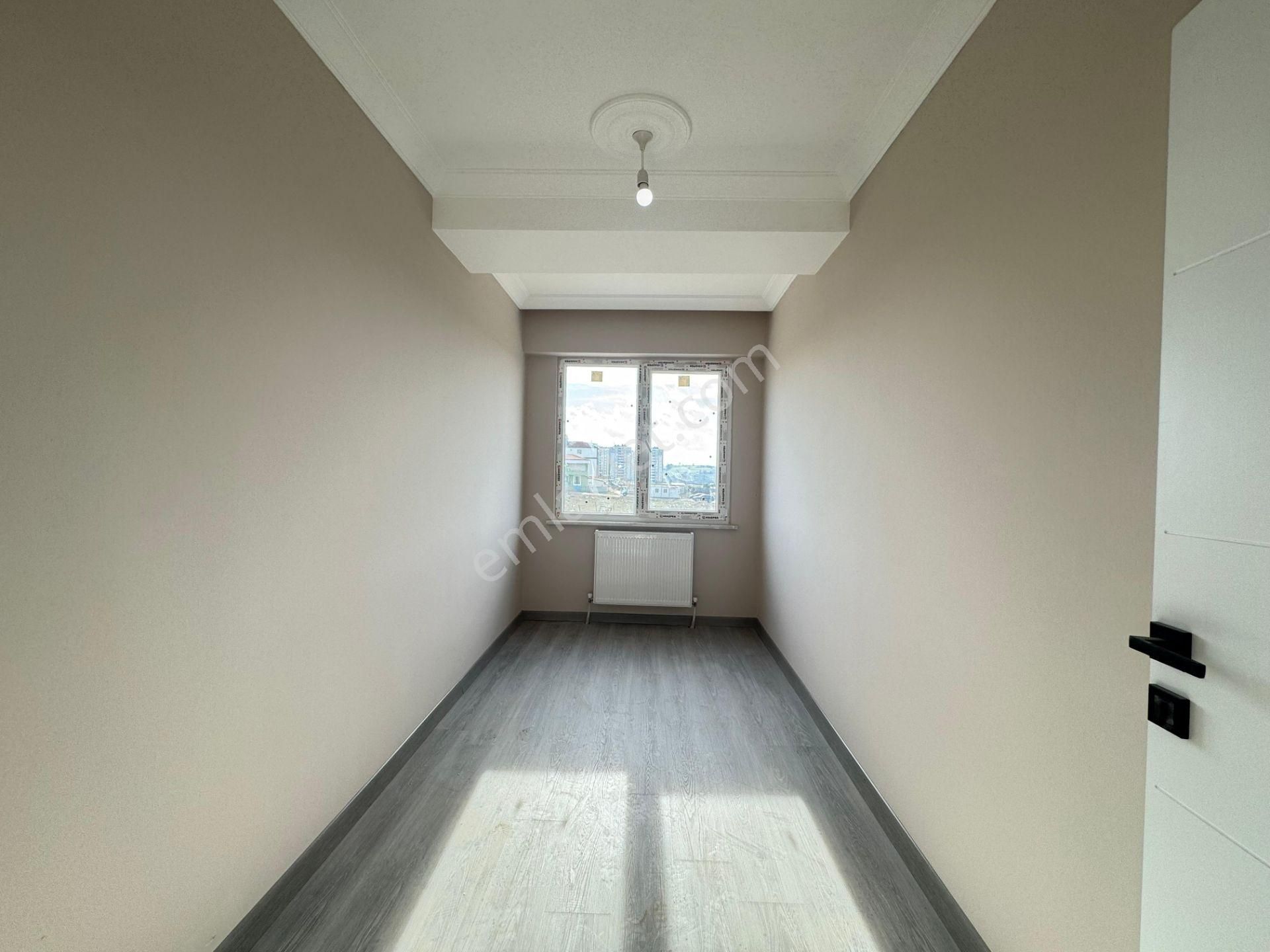 Güven'den Okullar Bölgesinde Ara Kat K.otopark İskanlı Daire - Görsel 8