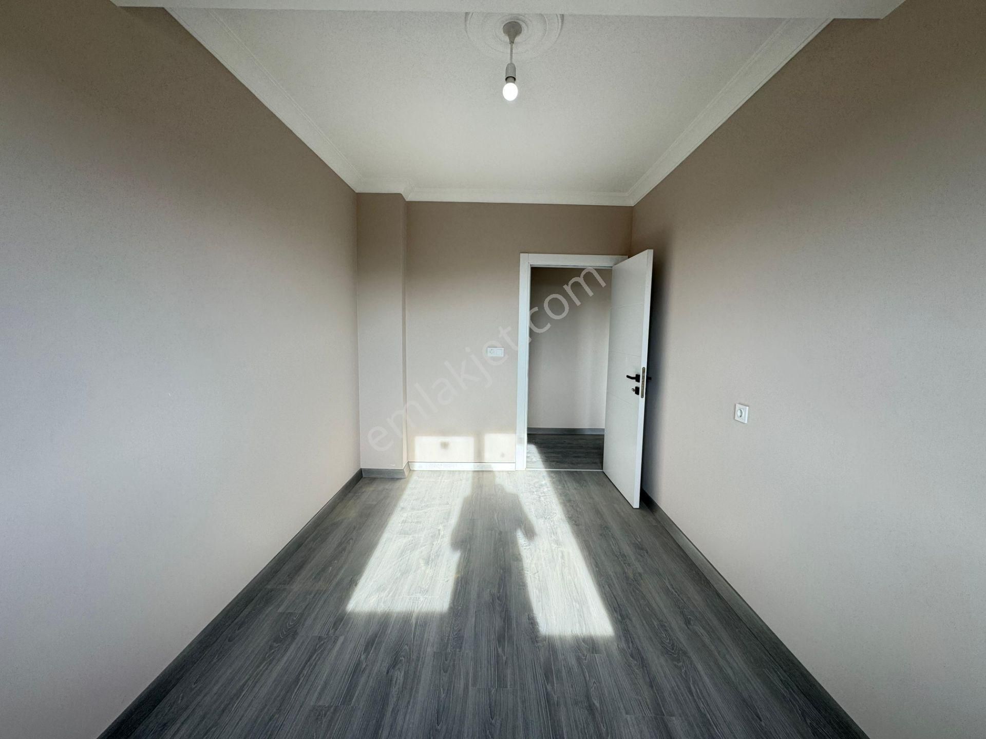 Güven'den Okullar Bölgesinde Ara Kat K.otopark İskanlı Daire - Görsel 9