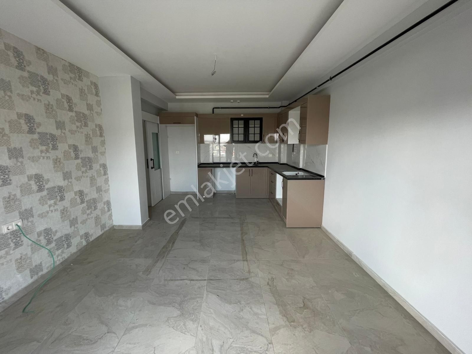 Ra Gayrimenkul Yaramış Mh.site İçerisinde Satılık 3+1 - Görsel 3