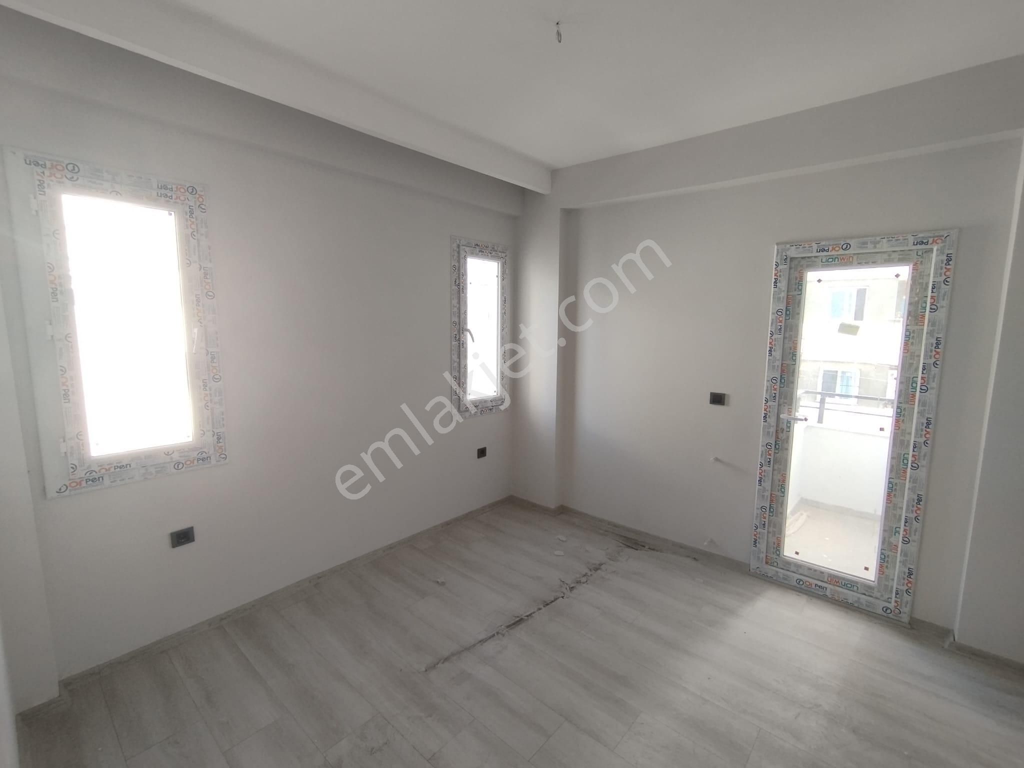 Mavi Bulvarda Sitede 2+1 Güney Doğu Kuzey Cephe Giyinme Odalı Ebeveyn Banyolu Sıfır Lüks Daire - Görsel 12