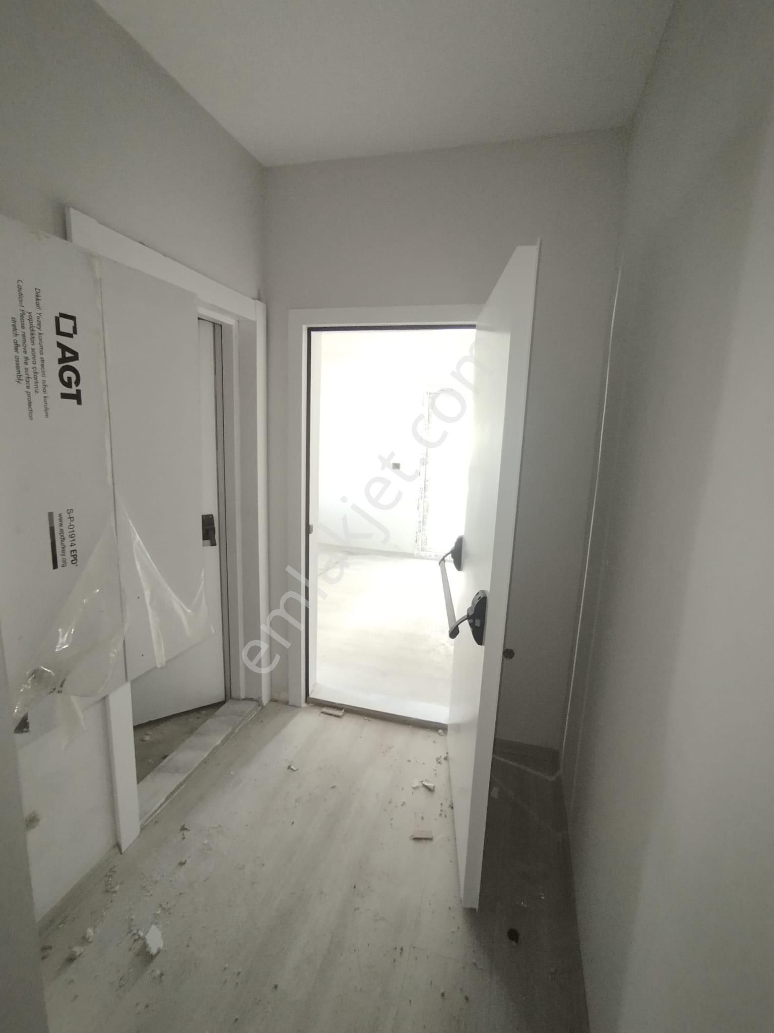 Mavi Bulvarda Sitede 2+1 Güney Doğu Kuzey Cephe Giyinme Odalı Ebeveyn Banyolu Sıfır Lüks Daire - Görsel 5