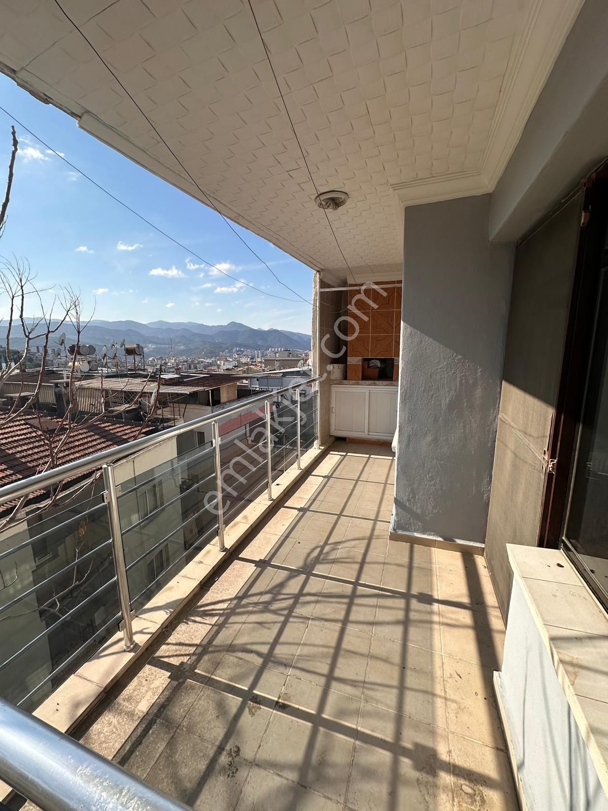 Polat Cad. Yeşilyurt Hastane Yakını 4+1 Doğalgazlı Çift Cephe İçi Bakımlı Çift Balkon Fırsat Daire - Görsel 24