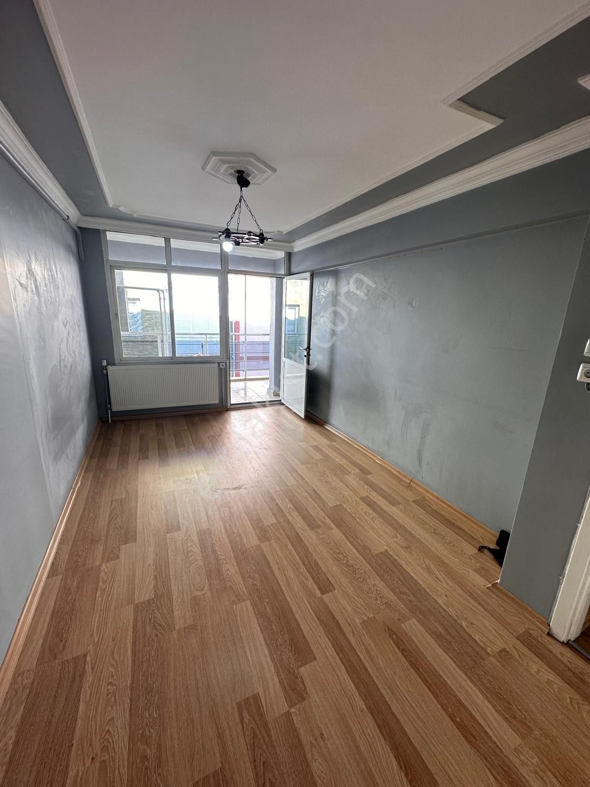 Polat Cad. Yeşilyurt Hastane Yakını 4+1 Doğalgazlı Çift Cephe İçi Bakımlı Çift Balkon Fırsat Daire - Görsel 17