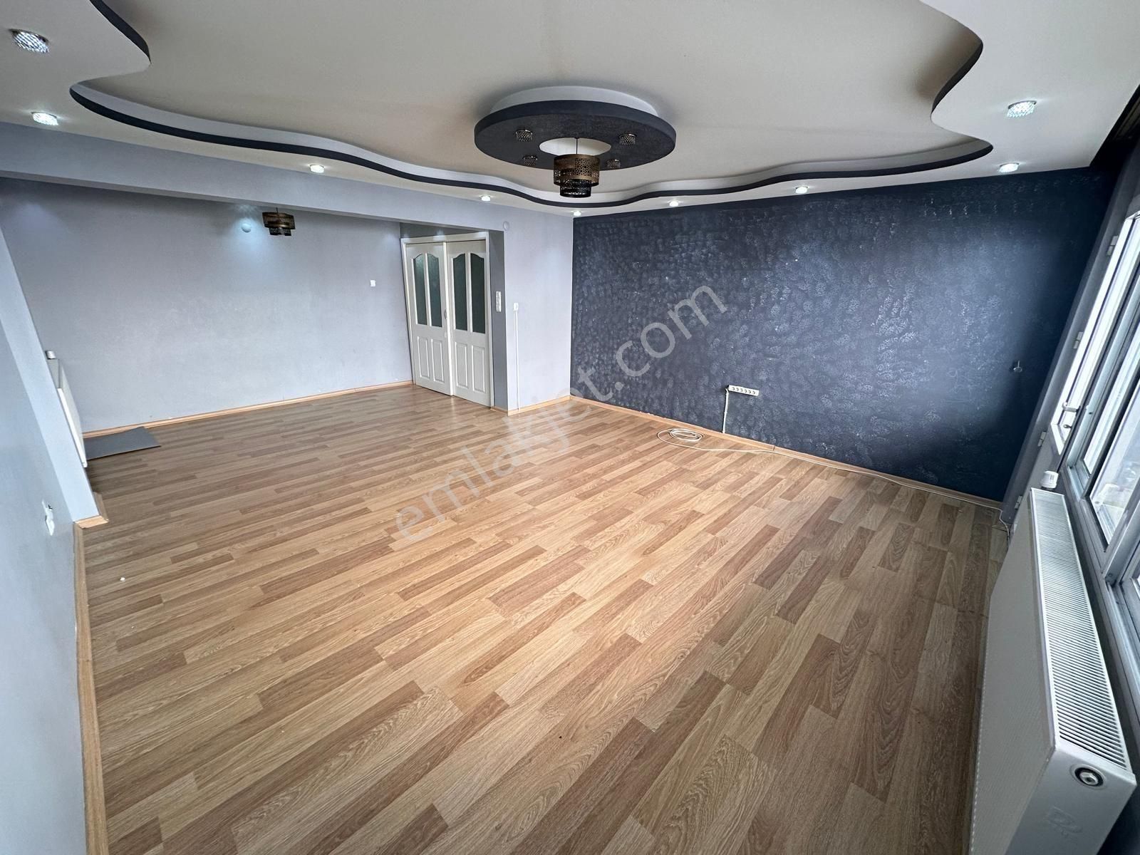 Polat Cad. Yeşilyurt Hastane Yakını 4+1 Doğalgazlı Çift Cephe İçi Bakımlı Çift Balkon Fırsat Daire - Görsel 25