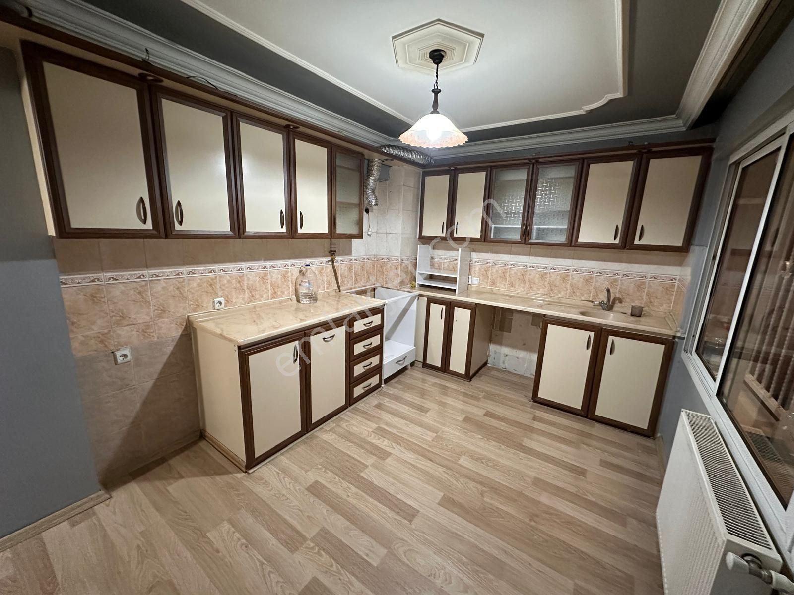 Polat Cad. Yeşilyurt Hastane Yakını 4+1 Doğalgazlı Çift Cephe İçi Bakımlı Çift Balkon Fırsat Daire - Görsel 10