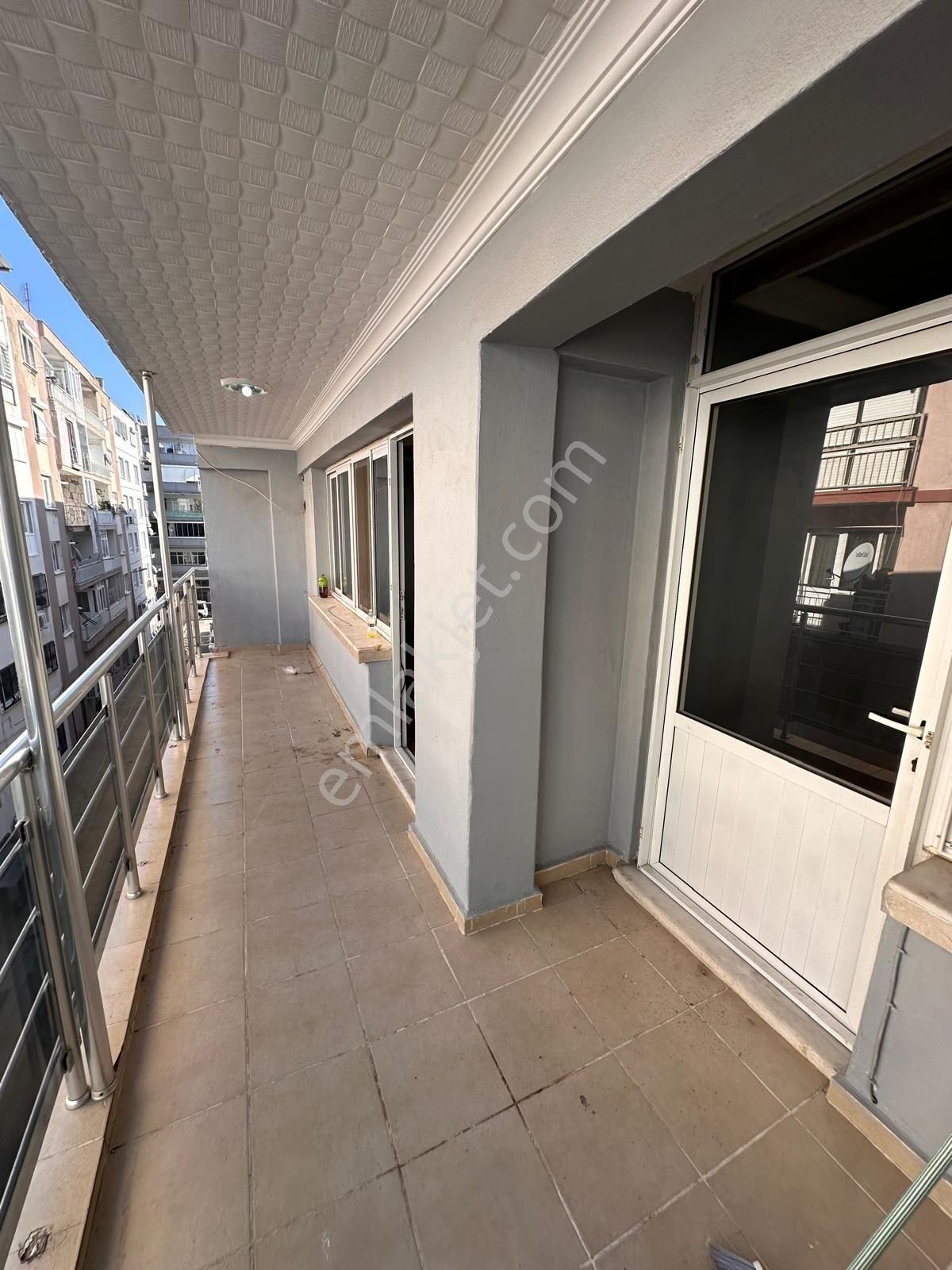 Polat Cad. Yeşilyurt Hastane Yakını 4+1 Doğalgazlı Çift Cephe İçi Bakımlı Çift Balkon Fırsat Daire - Görsel 7