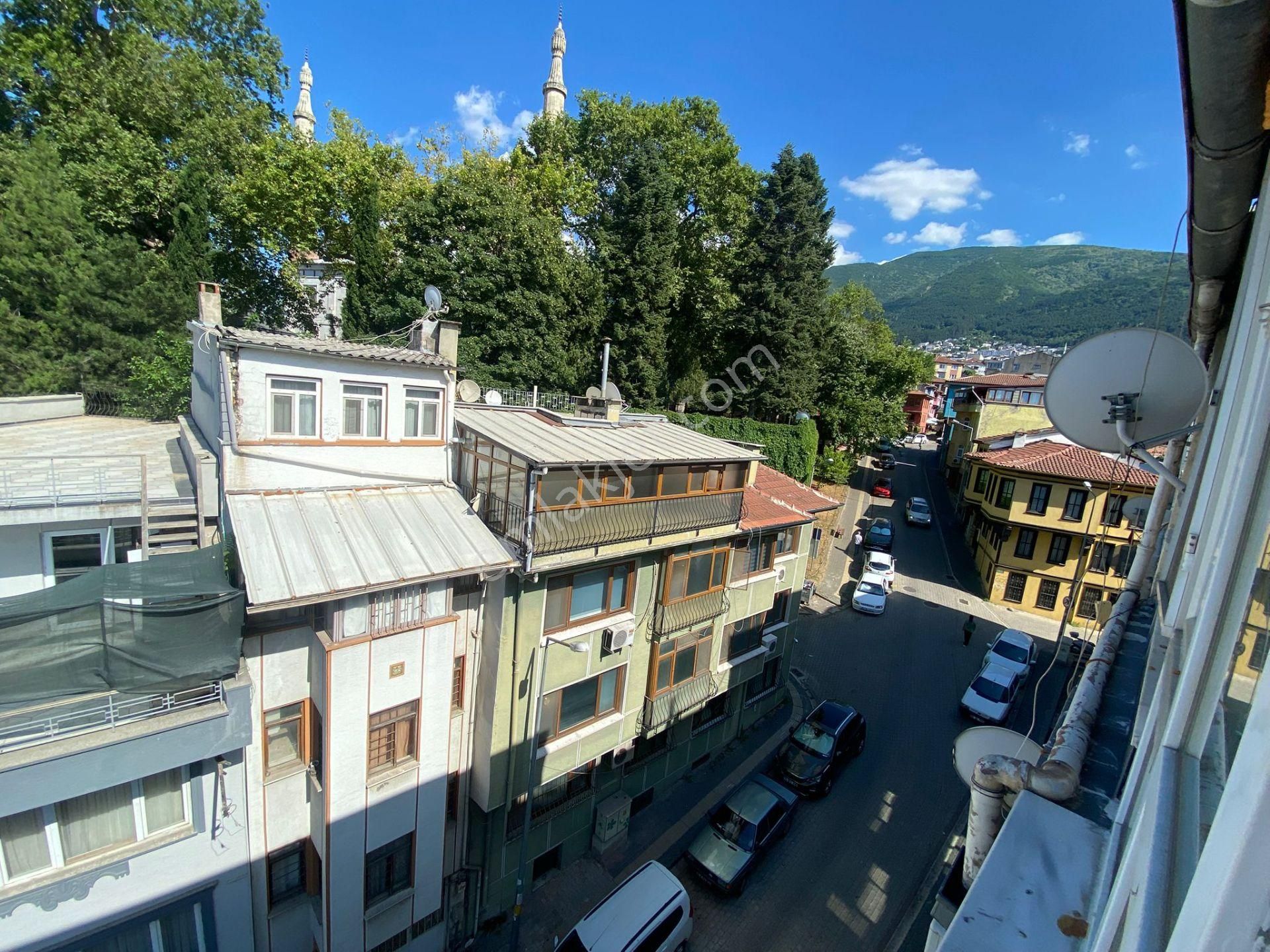 Bursa Yıldırım Yeşilde 2+1 95 M Kombili Manzaralı Daire - Görsel 17