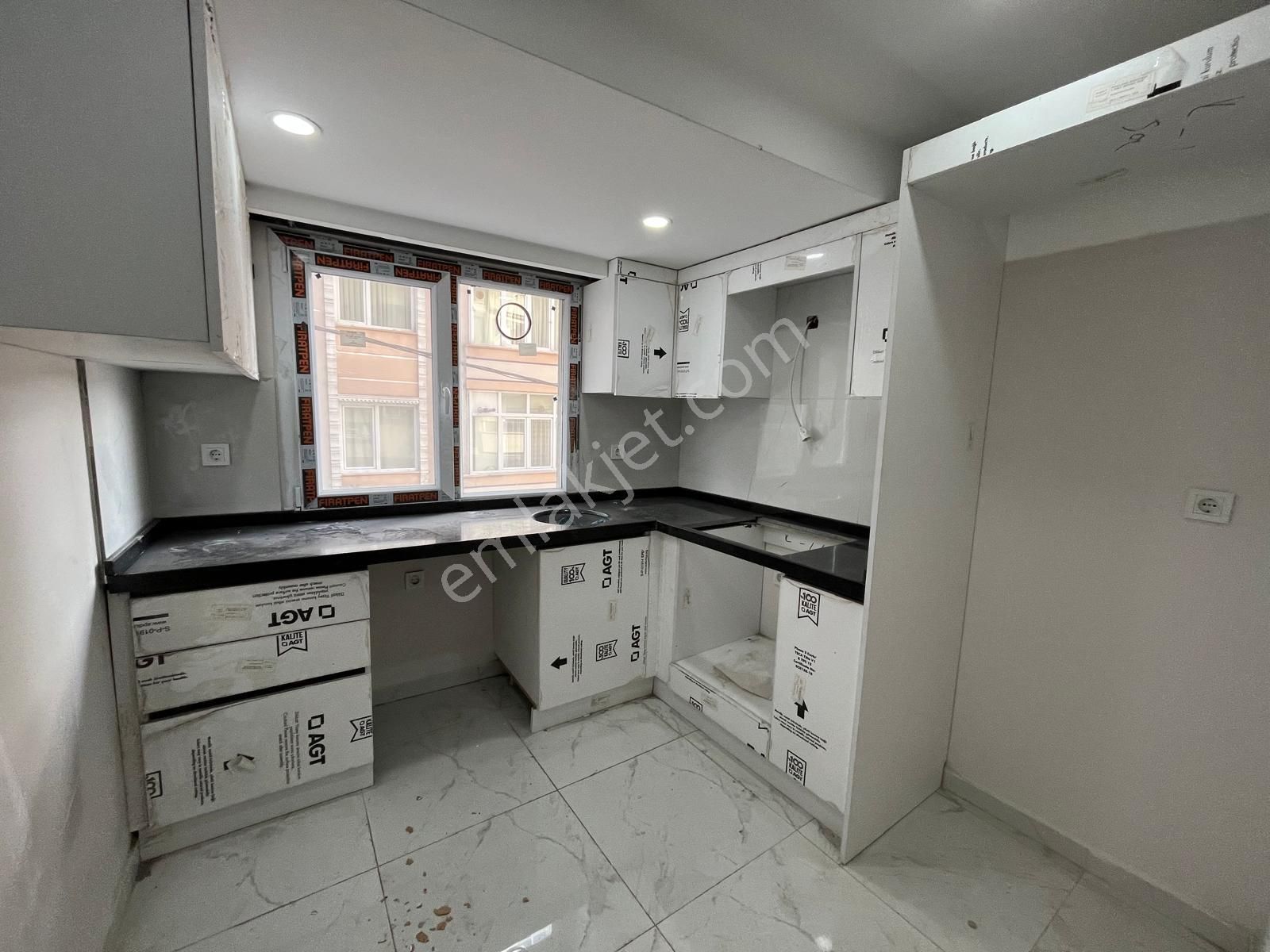 Serkan Gayrimenkulden Bahçelievler Çobançeşmede Sıfır Arakatlar - Görsel 3