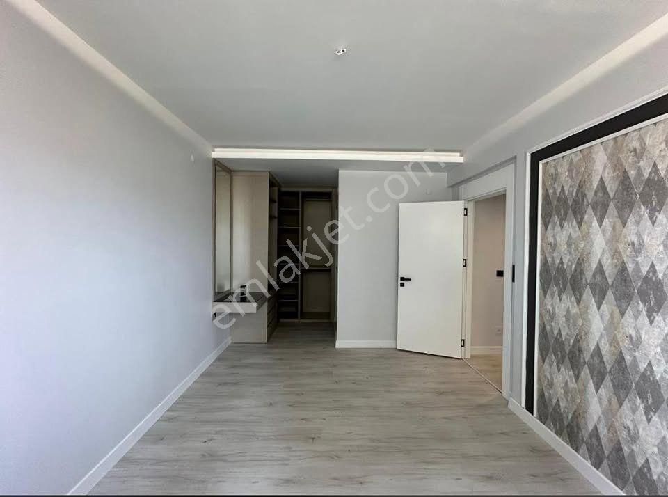 Arslan Mülk Ofisi // Şehir Hastanesi Karşısı Meskenli 4+1daire - Görsel 9