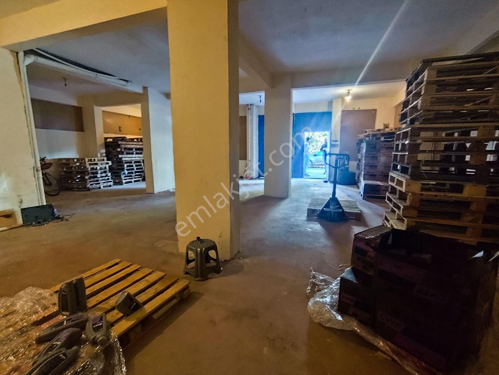 Mertcan Dan Adnan Kahveci Metroya Yürüme 128m2 Fırsat Kiralık Dükkan - Görsel 3