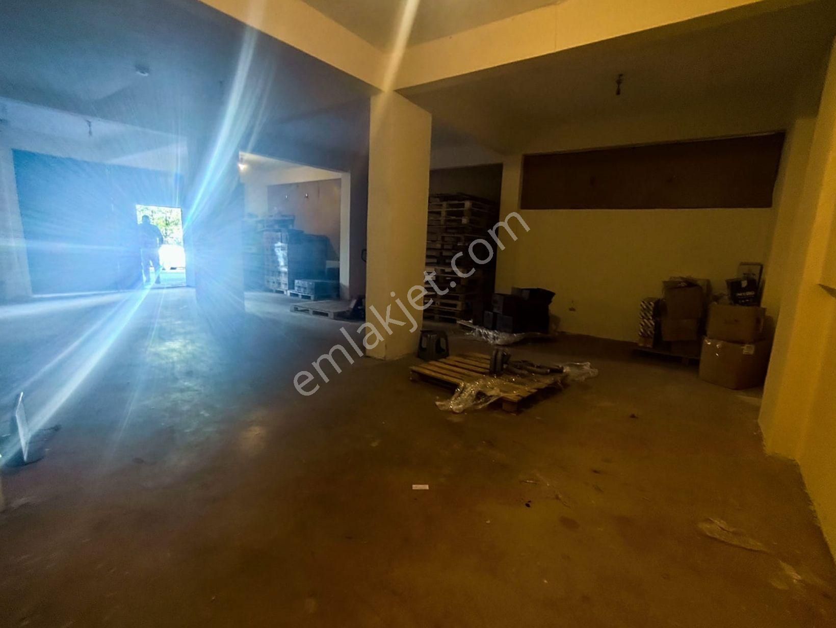 Mertcan Dan Adnan Kahveci Metroya Yürüme 128m2 Fırsat Kiralık Dükkan - Görsel 7