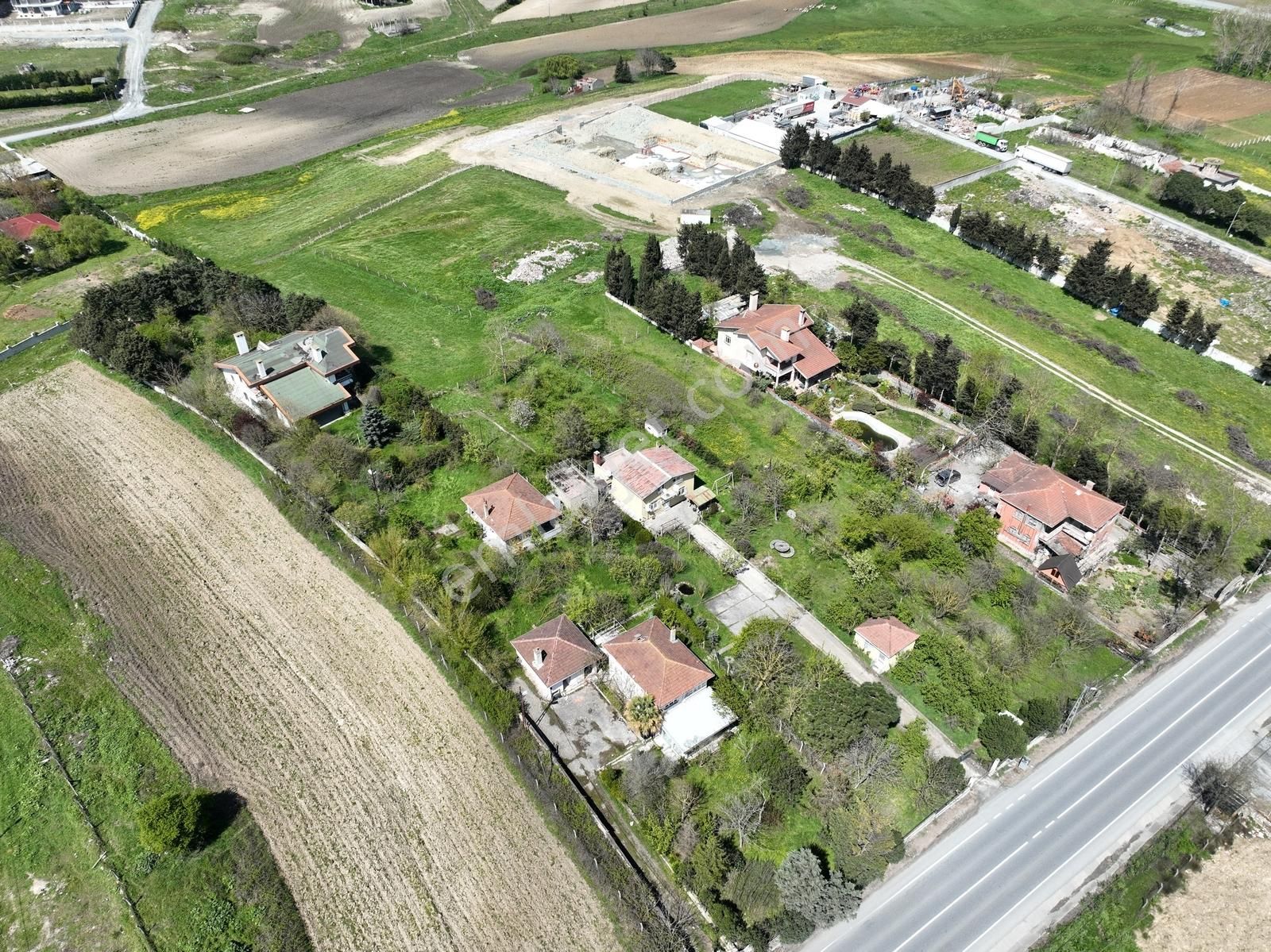 Satılık Haraççı Pegasus'da Cadde Cepheli Villa