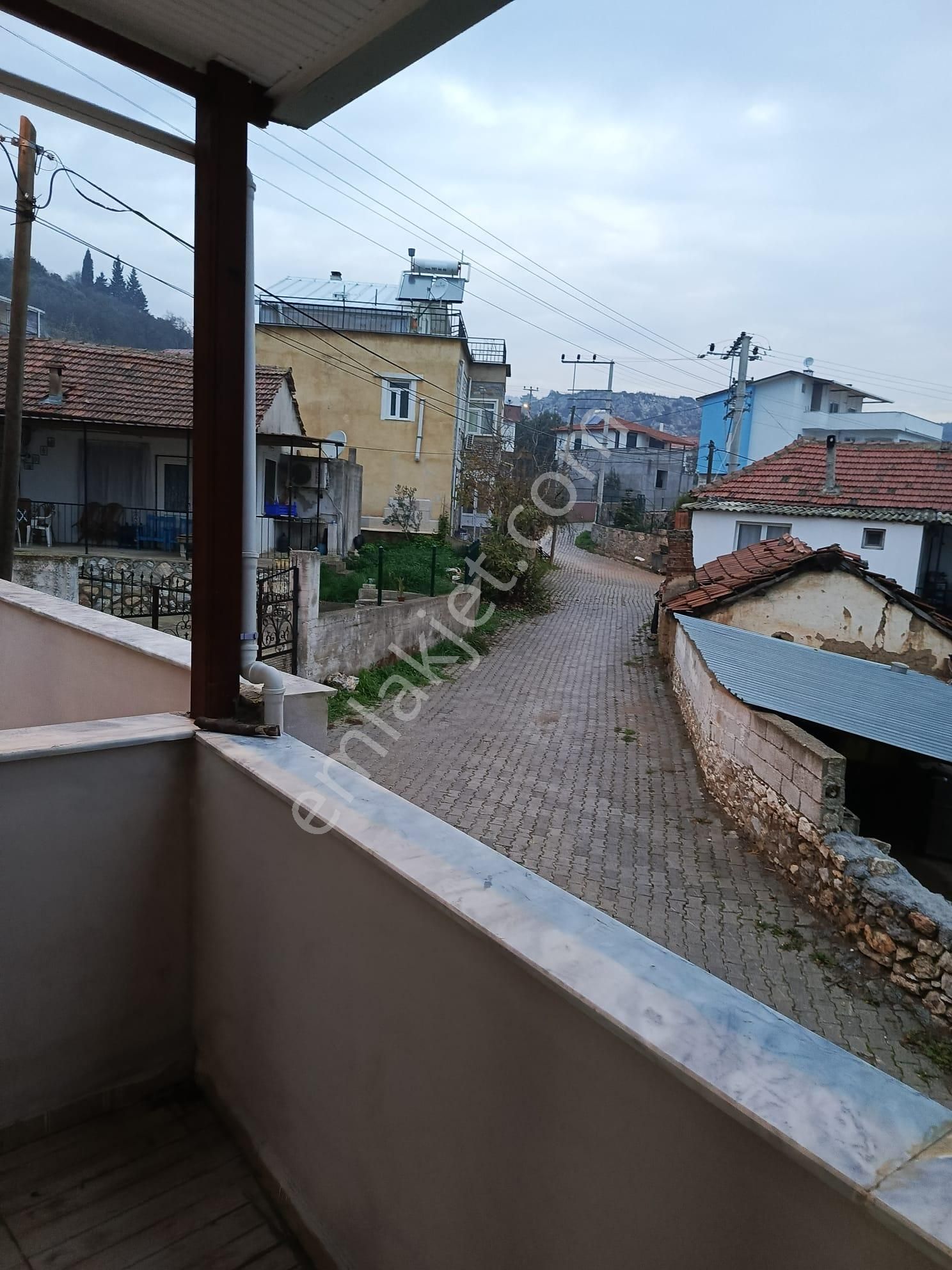 İzmir Torbalı Gold Emlaktan Satılık Bakımlı Köy Evi - Görsel 11