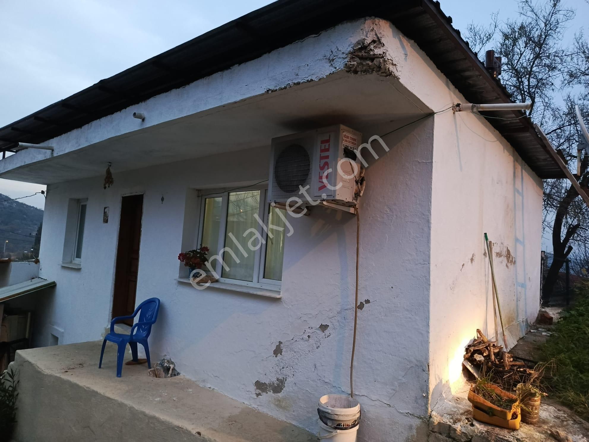 İzmir Torbalı Gold Emlaktan Satılık Bakımlı Köy Evi - Görsel 9