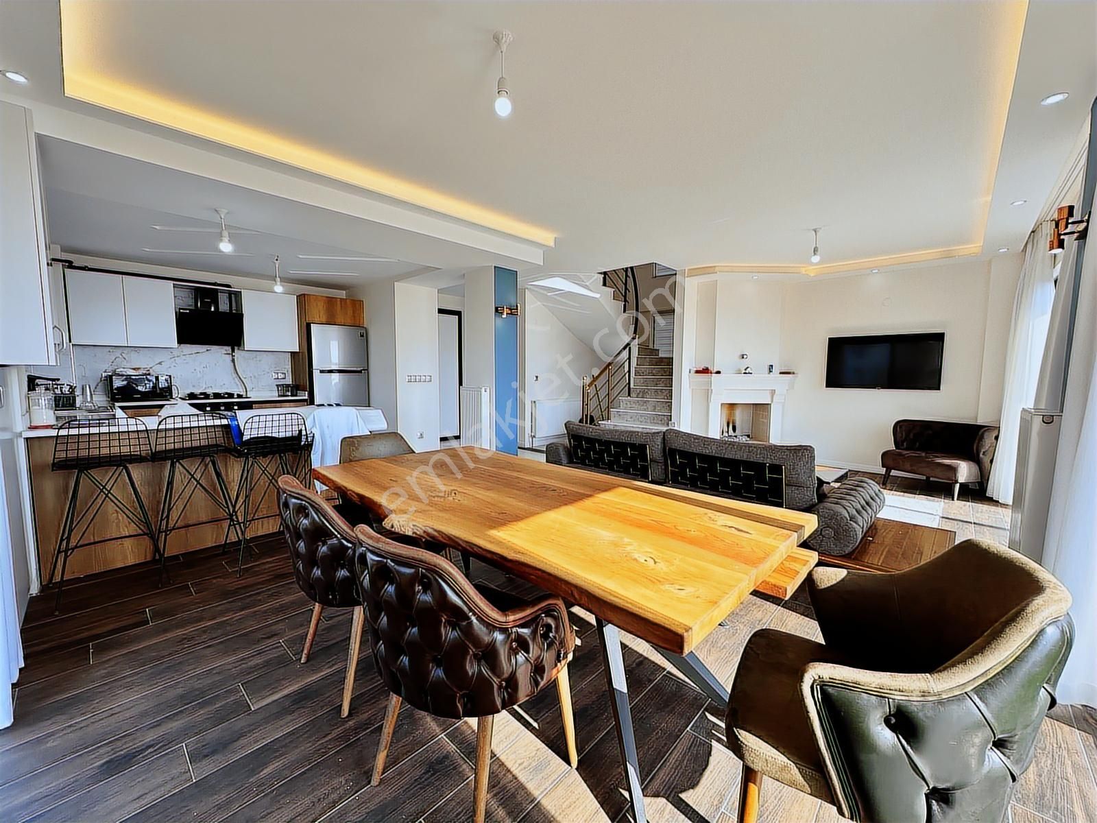 Deniz Manzaralı Emsalsiz Güzellikte Satılık Müstakil Villa - Görsel 18