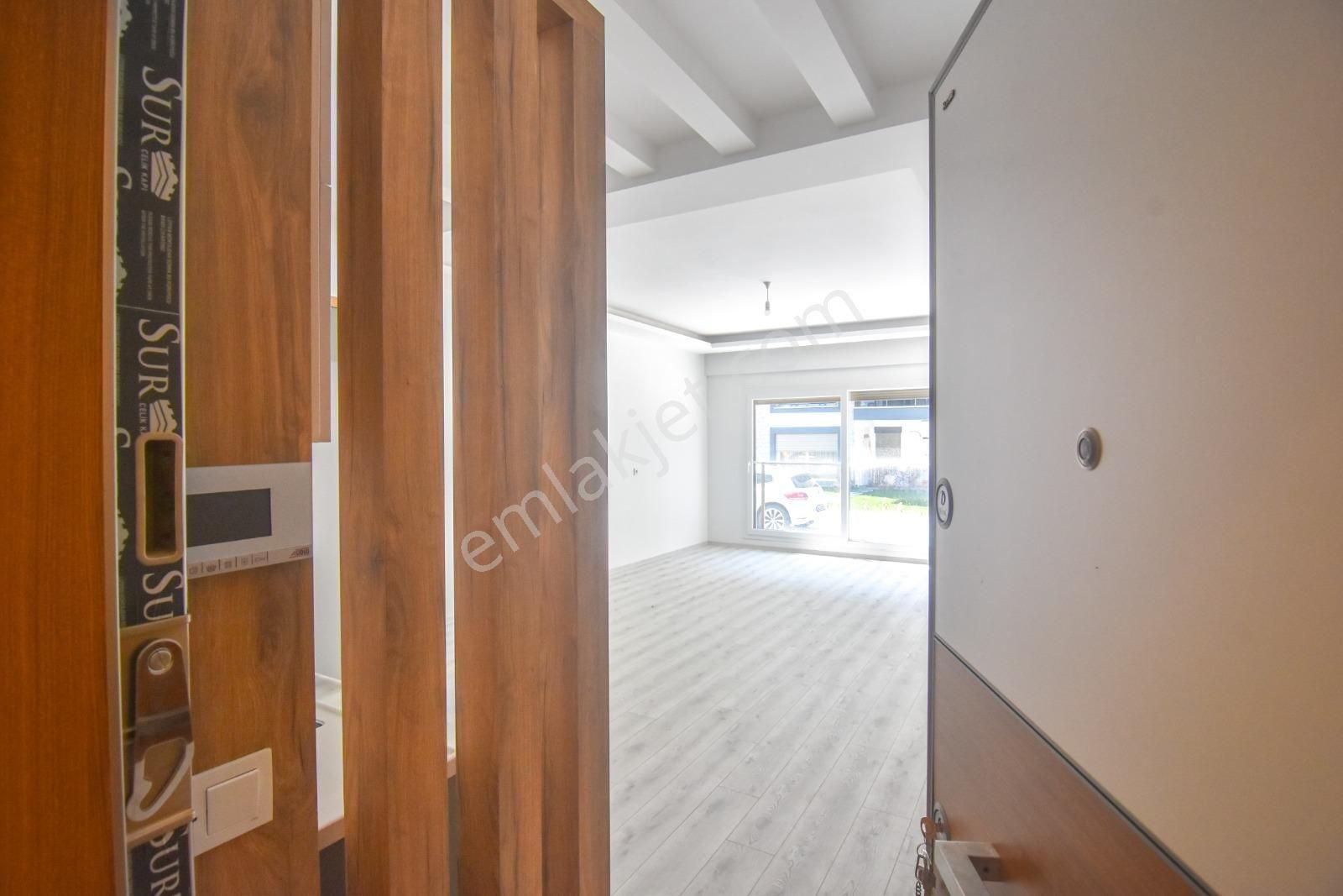 Kuşadası Garaj Arkası 2+1 Satılık Daire - Görsel 15