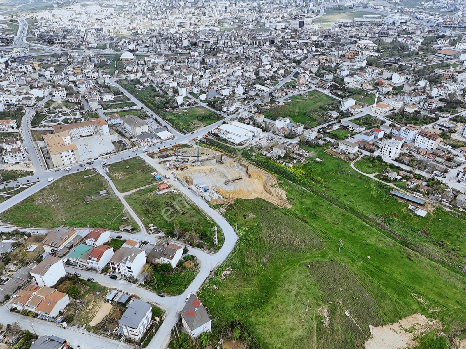 Satılık Arnavutköy Haraççı İmarlı İfrazlı Arsa Tek Tapu
